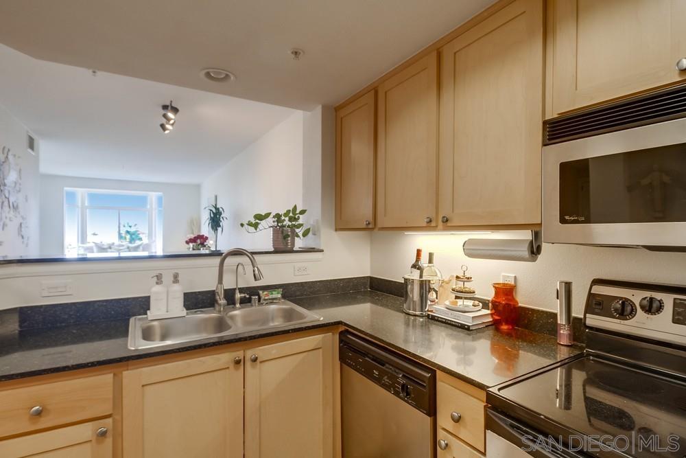 Detail Gallery Image 11 of 38 For 2400  5th Ave  304, San Diego,  CA 92101 - 1 Beds | 1 Baths