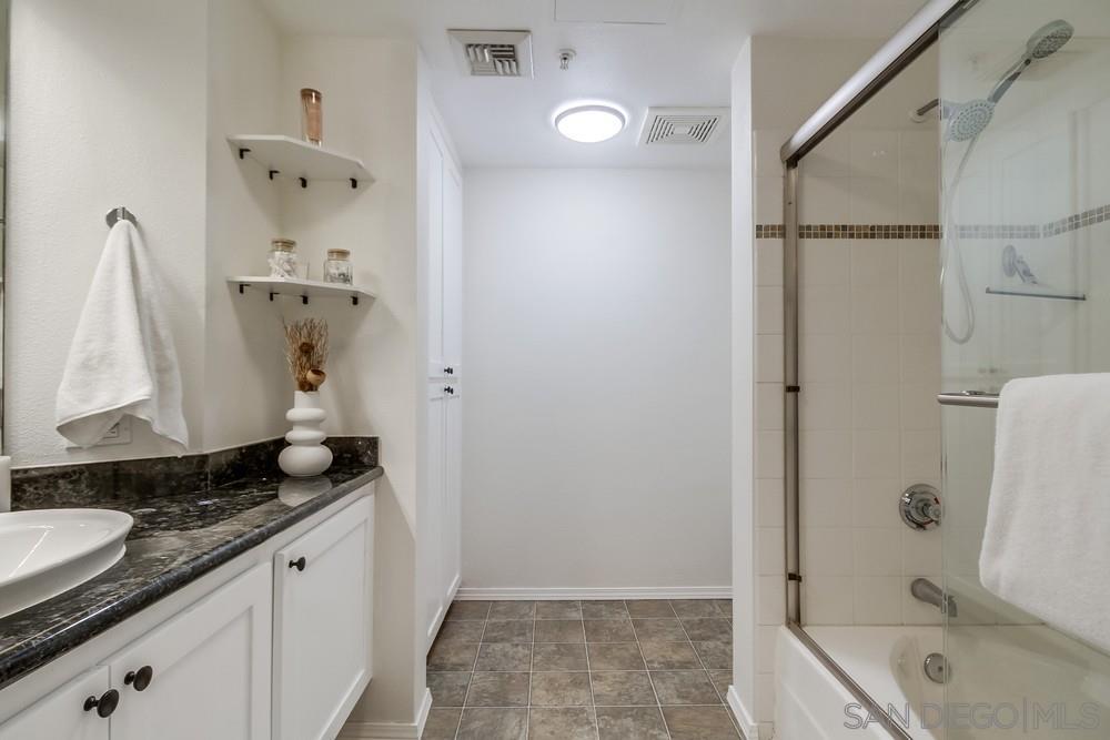 Detail Gallery Image 20 of 38 For 2400  5th Ave  304, San Diego,  CA 92101 - 1 Beds | 1 Baths