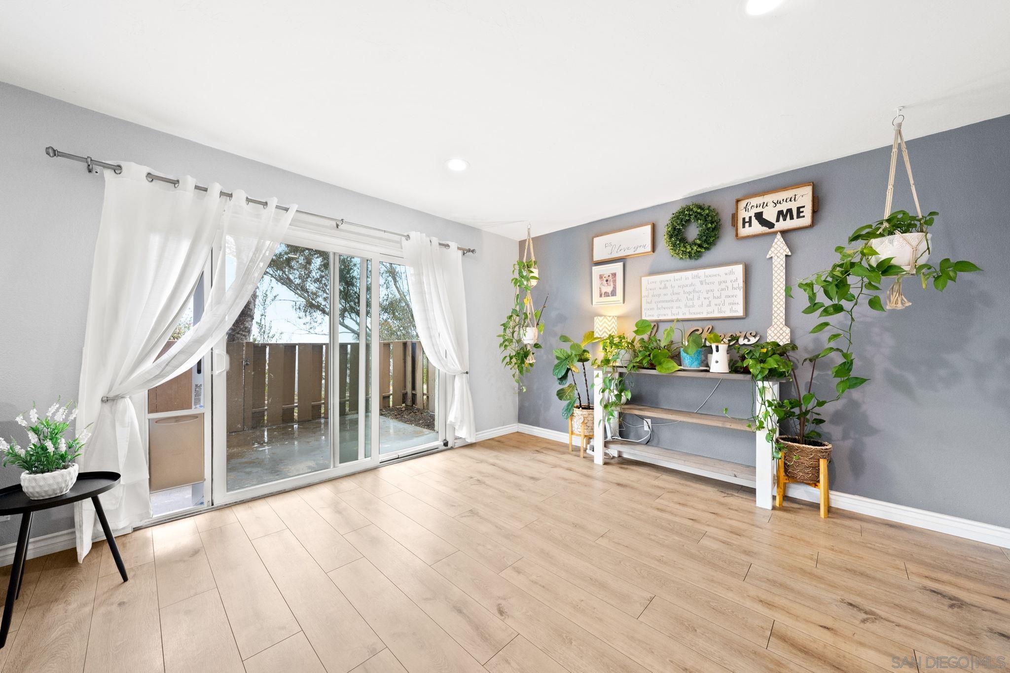 Detail Gallery Image 1 of 1 For 575  Otay Lakes Rd  #31,  Chula Vista,  CA 91913 - 3 Beds | 2/1 Baths