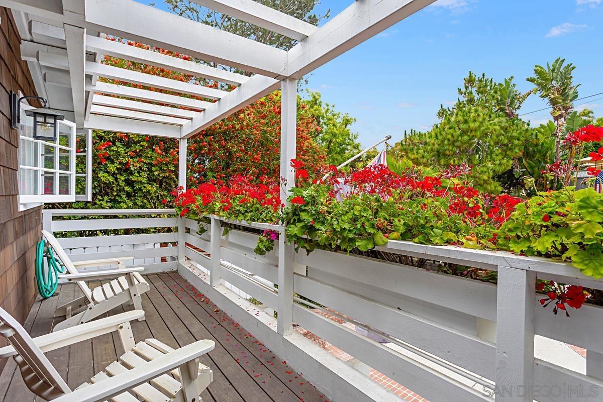 Detail Gallery Image 13 of 38 For Zuni Drive, Del Mar,  CA 92014 - 4 Beds | 3 Baths