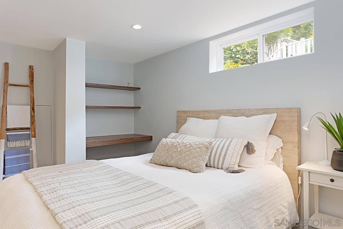 Detail Gallery Image 27 of 38 For Zuni Drive, Del Mar,  CA 92014 - 4 Beds | 3 Baths