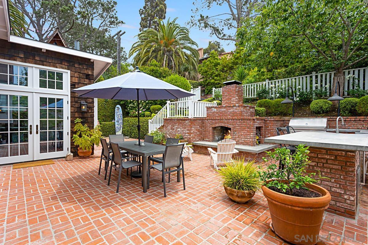 Detail Gallery Image 30 of 38 For Zuni Drive, Del Mar,  CA 92014 - 4 Beds | 3 Baths