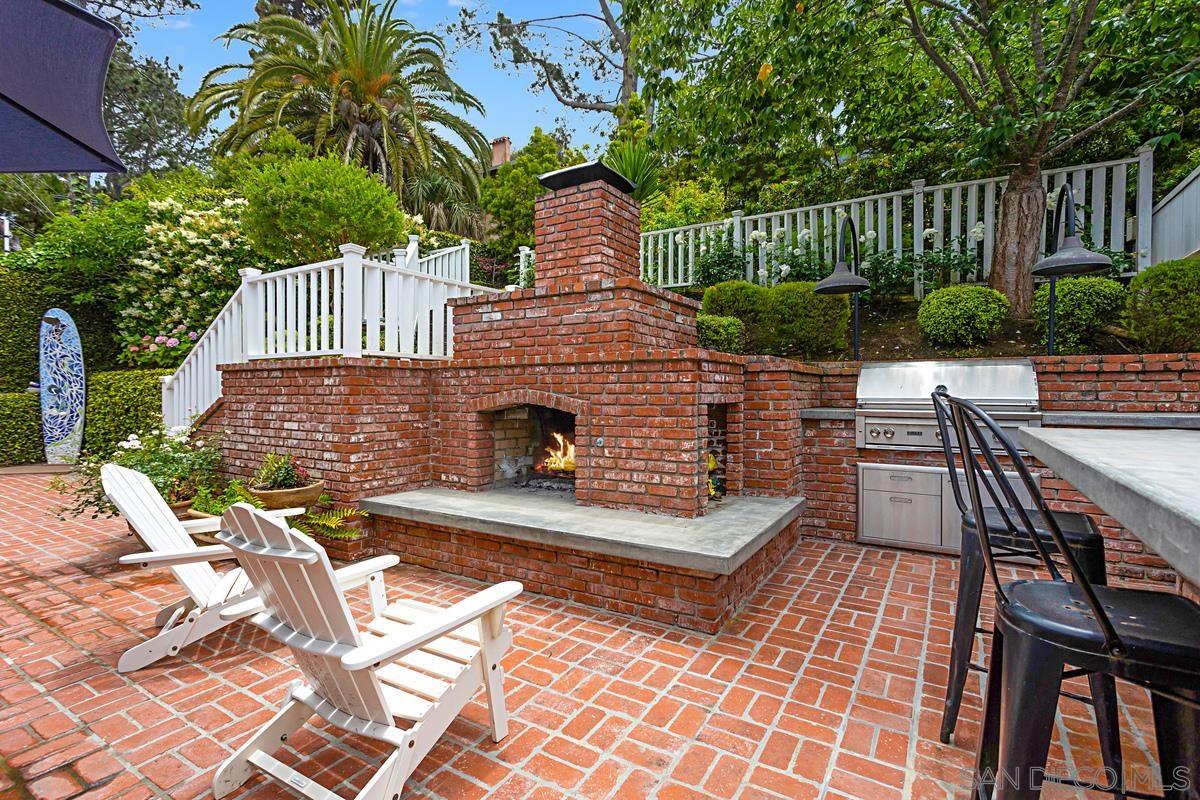 Detail Gallery Image 33 of 38 For Zuni Drive, Del Mar,  CA 92014 - 4 Beds | 3 Baths