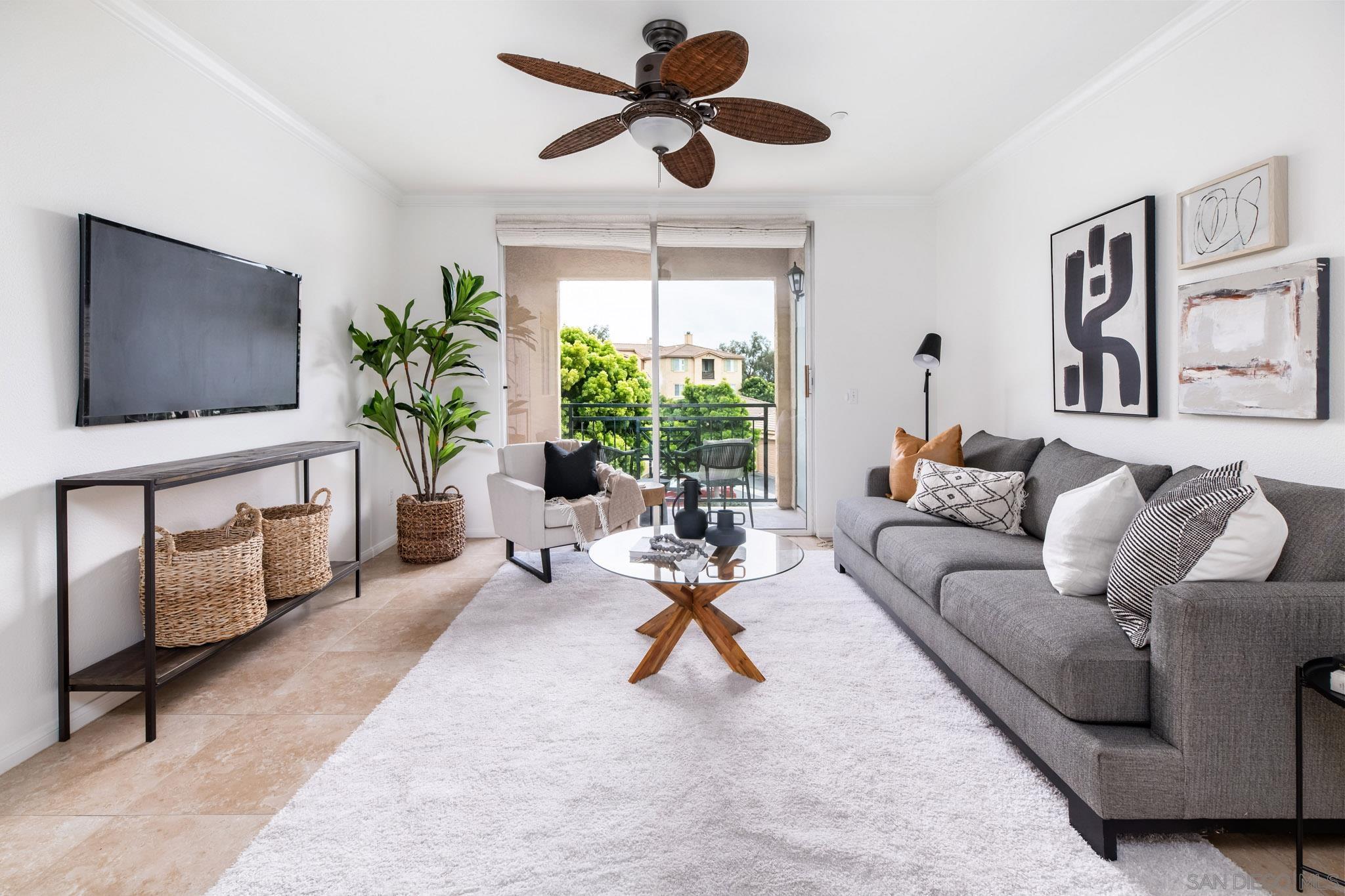 Detail Gallery Image 1 of 1 For 3840  Elijah Ct  #825,  San Diego,  CA 92130 - 1 Beds | 1 Baths