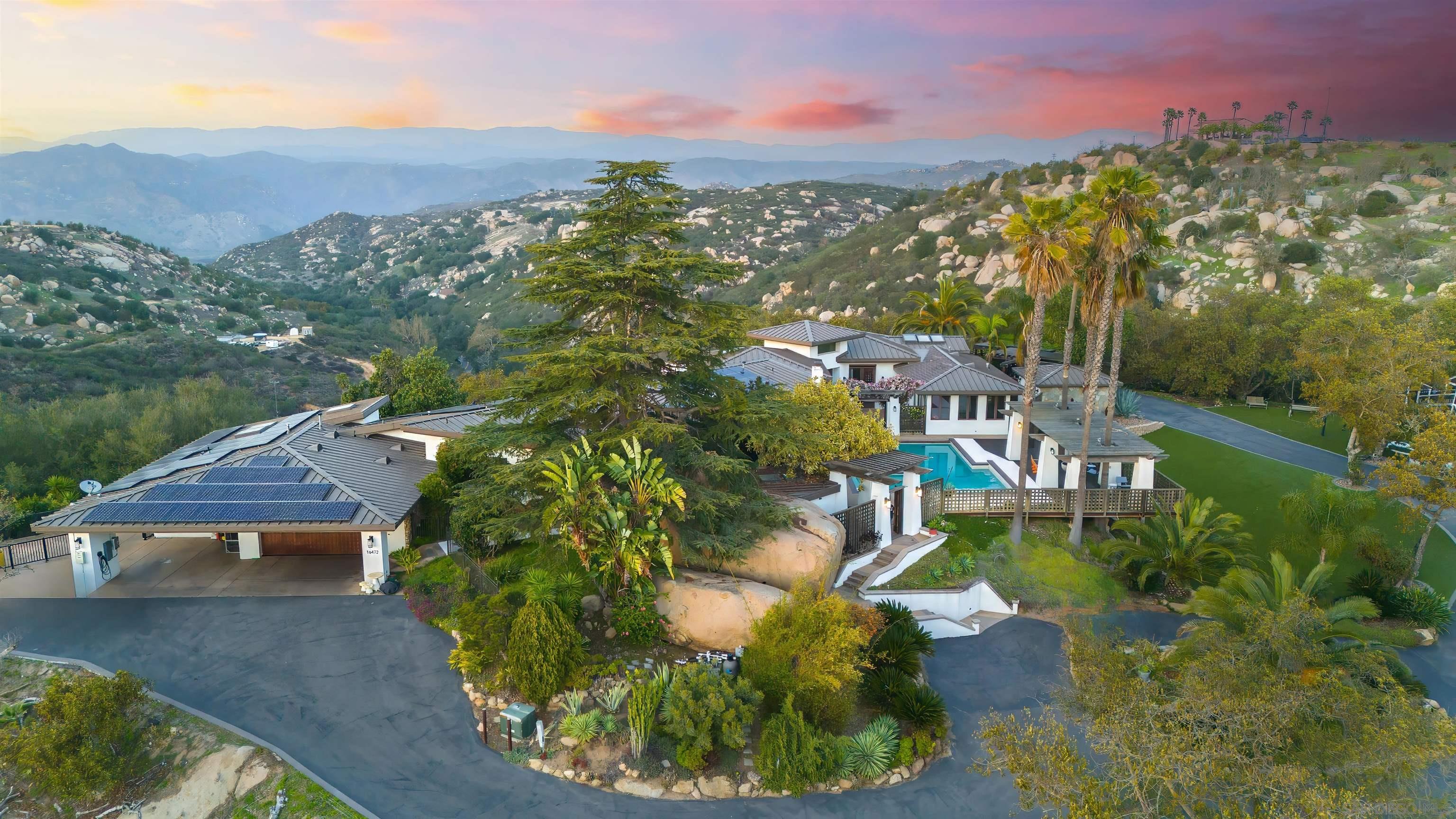 Detail Gallery Image 1 of 1 For 16472  Highland Valley Rd, Ramona,  CA 92065 - 8 Beds | 6 Baths