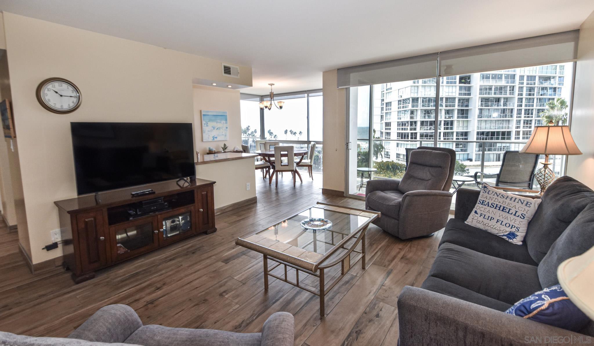 Detail Gallery Image 2 of 30 For 1770  Avenida Del Mundo  410, Coronado,  CA 92118 - 2 Beds | 2 Baths