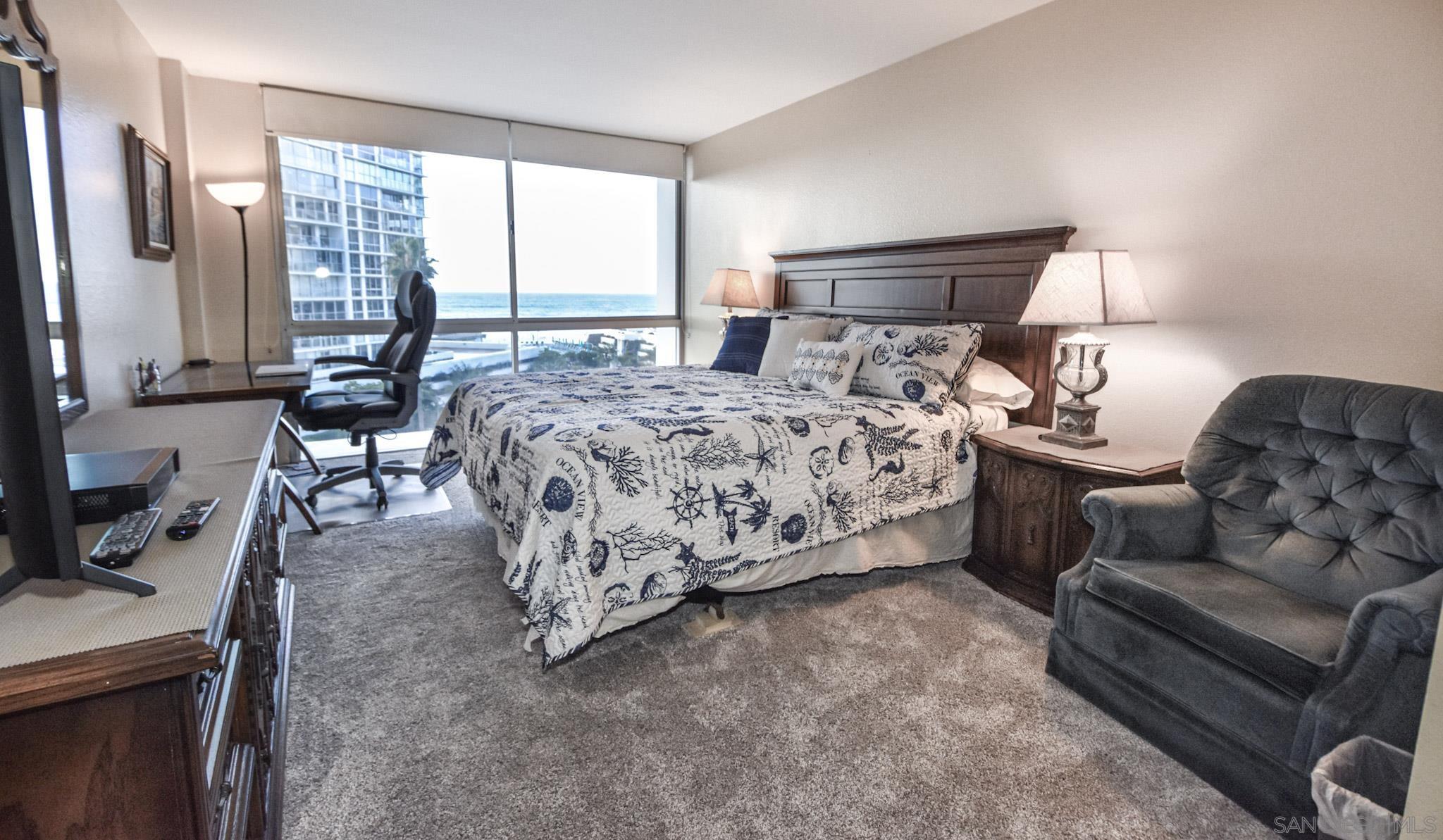 Detail Gallery Image 13 of 30 For 1770  Avenida Del Mundo  410, Coronado,  CA 92118 - 2 Beds | 2 Baths