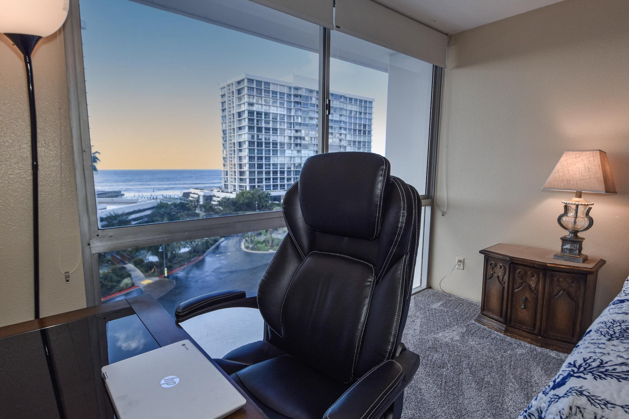 Detail Gallery Image 14 of 30 For 1770  Avenida Del Mundo  410, Coronado,  CA 92118 - 2 Beds | 2 Baths