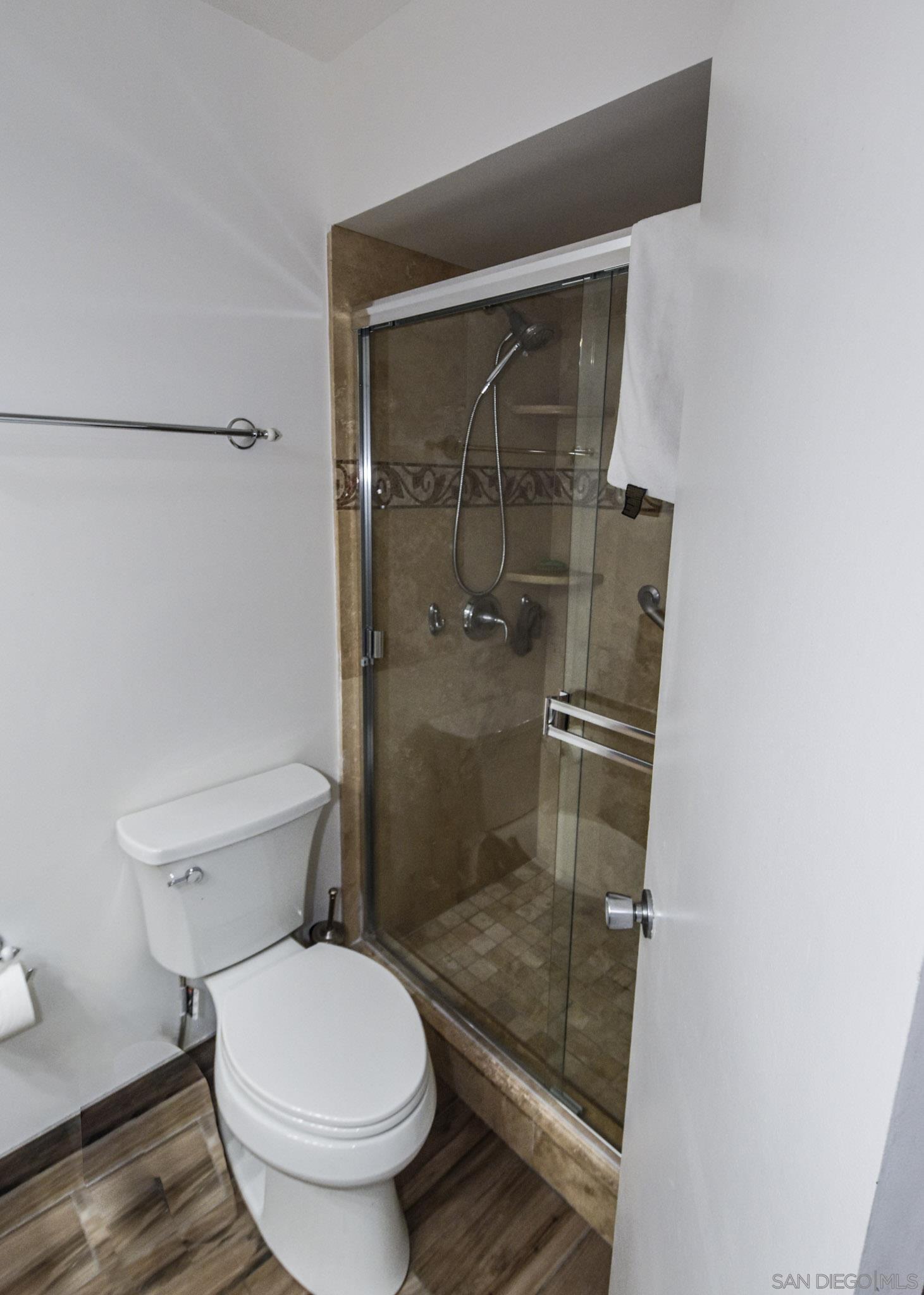 Detail Gallery Image 16 of 30 For 1770  Avenida Del Mundo  410, Coronado,  CA 92118 - 2 Beds | 2 Baths