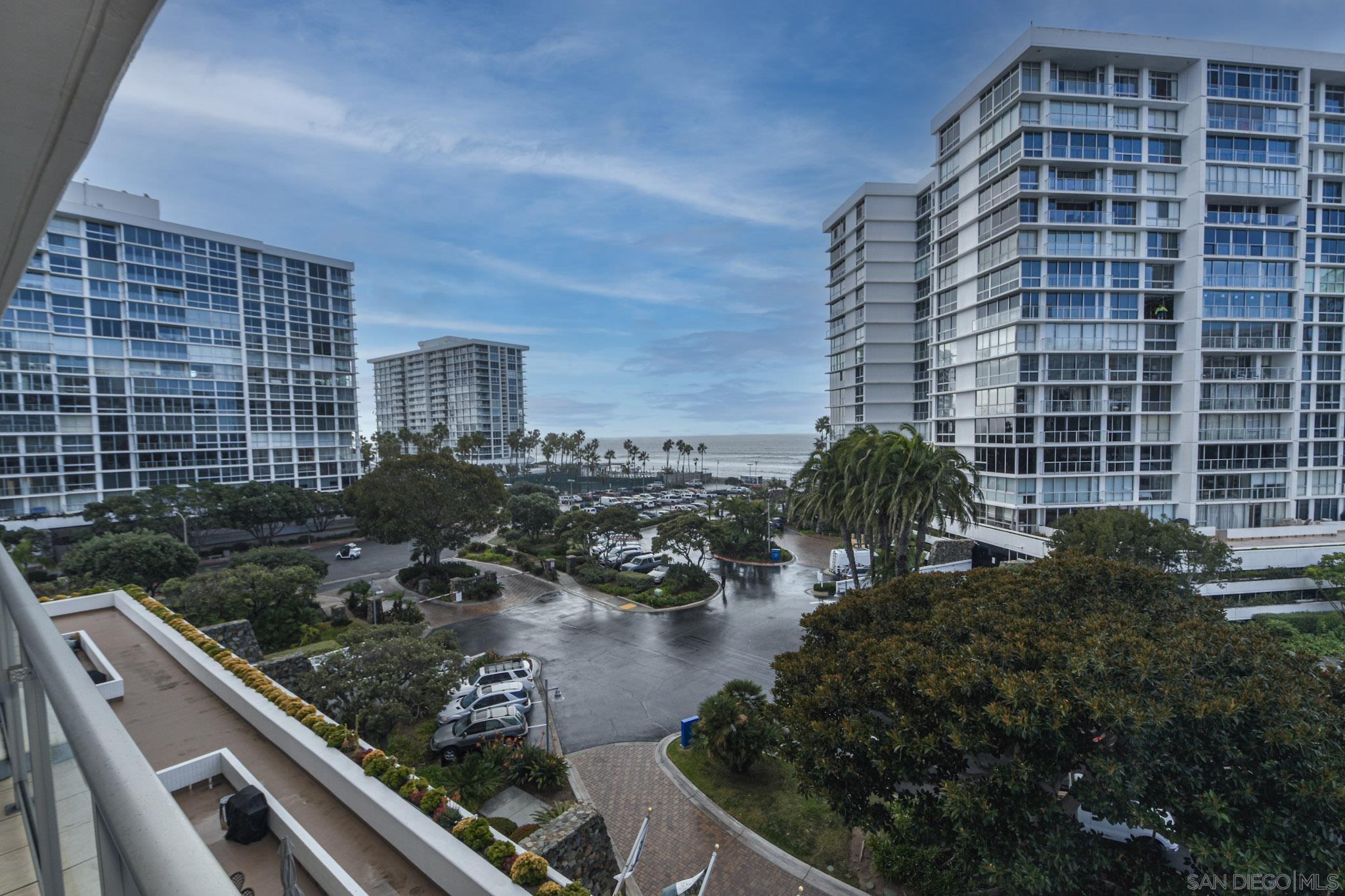 Detail Gallery Image 19 of 30 For 1770  Avenida Del Mundo  410, Coronado,  CA 92118 - 2 Beds | 2 Baths