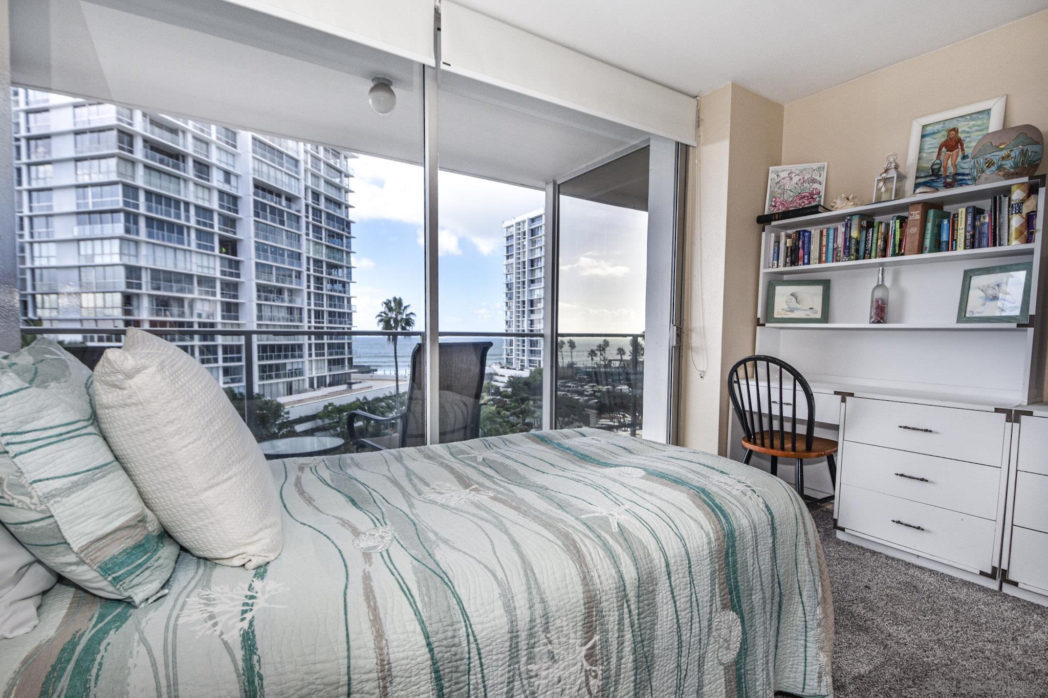 Detail Gallery Image 9 of 30 For 1770  Avenida Del Mundo  410, Coronado,  CA 92118 - 2 Beds | 2 Baths