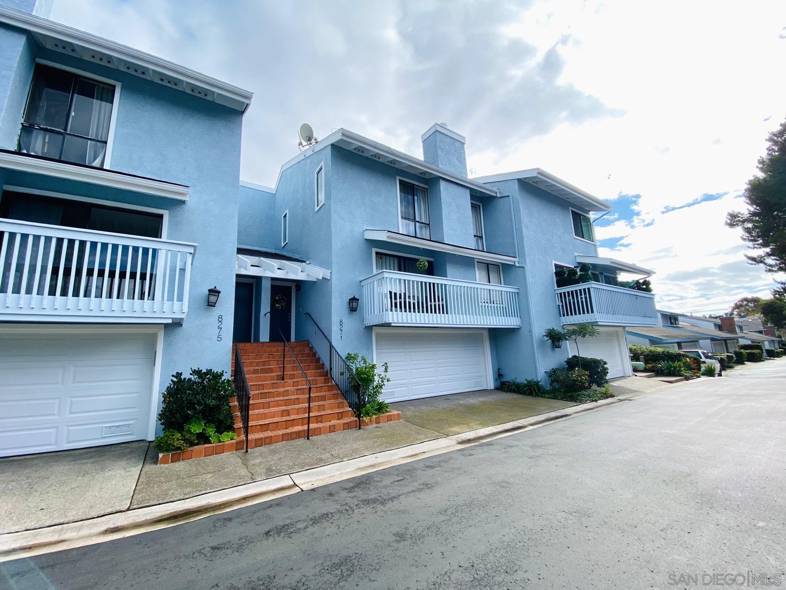 Detail Gallery Image 2 of 32 For 8271  Caminito Modena, La Jolla,  CA 92037 - 3 Beds | 2/1 Baths