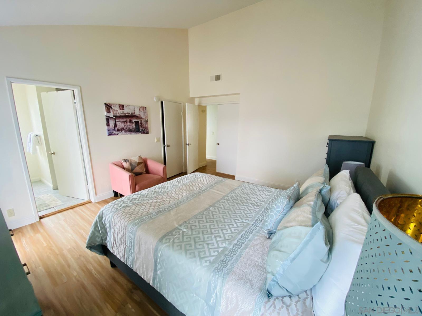 Detail Gallery Image 30 of 32 For 8271  Caminito Modena, La Jolla,  CA 92037 - 3 Beds | 2/1 Baths