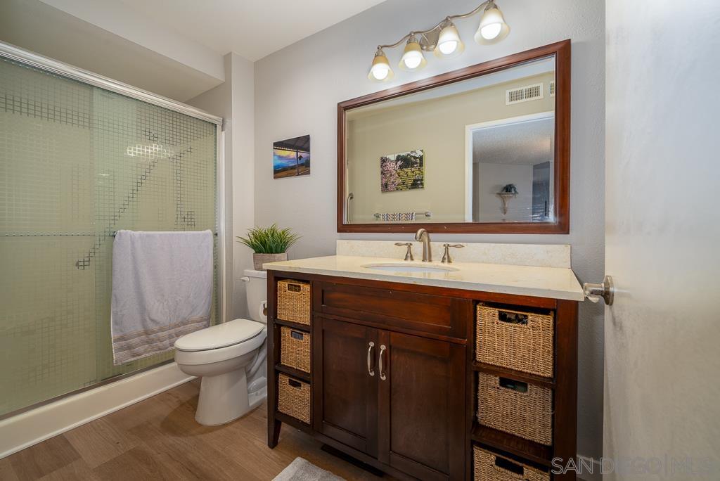 Detail Gallery Image 28 of 64 For 17617  Pomerado Rd  215, San Diego,  CA 92128 - 2 Beds | 2 Baths