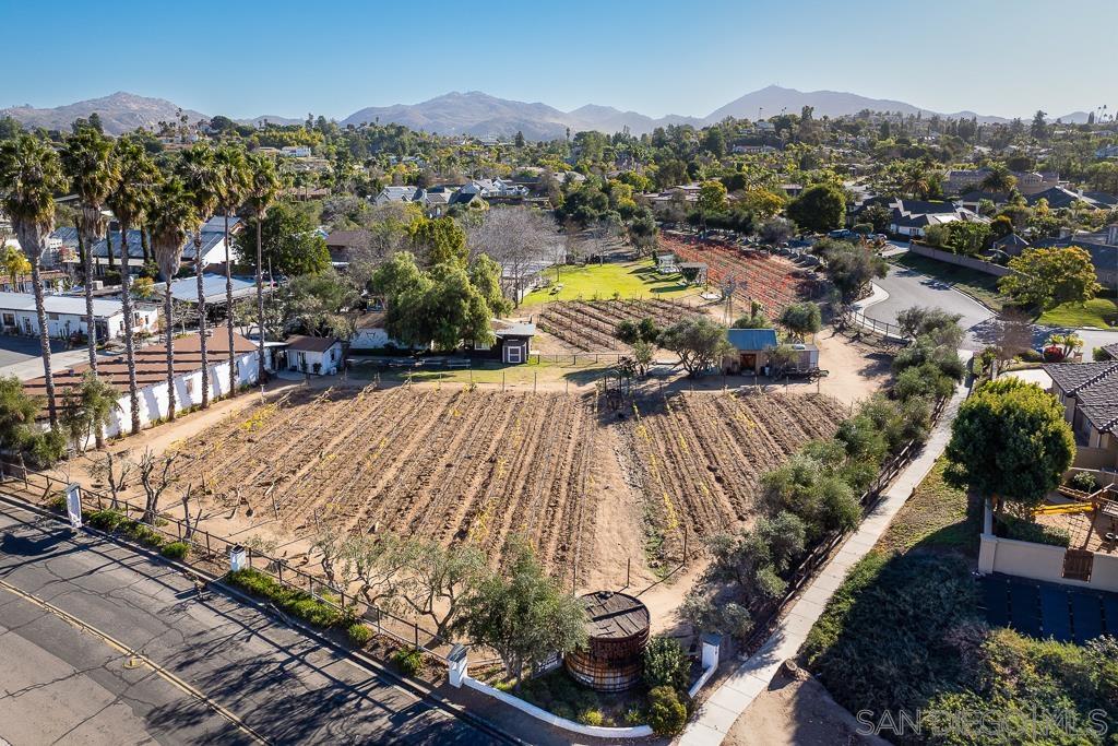 Detail Gallery Image 44 of 64 For 17617  Pomerado Rd  215, San Diego,  CA 92128 - 2 Beds | 2 Baths