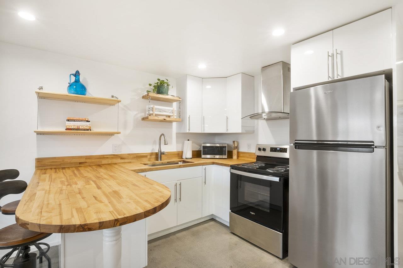 Detail Gallery Image 1 of 1 For 4057  Brant  #3, San Diego,  CA 92103 - 1 Beds | 1 Baths