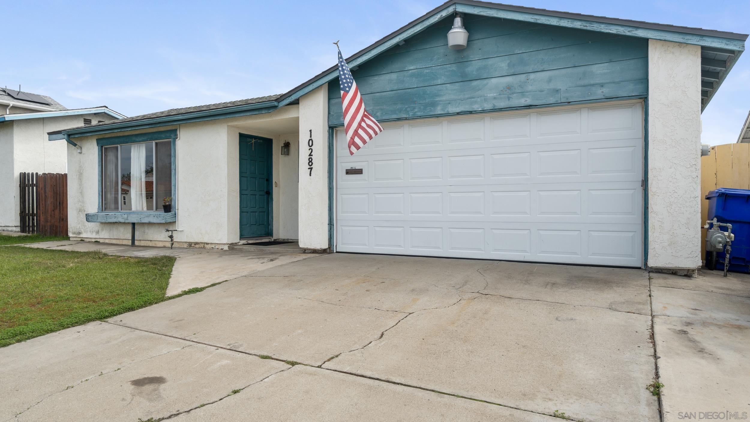 Detail Gallery Image 1 of 1 For 10287  San Ramon Dr, San Diego,  CA 92126 - 4 Beds | 2 Baths