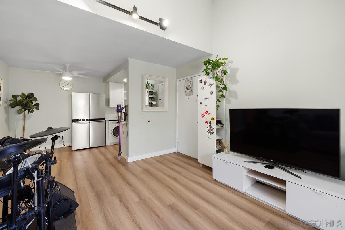 Detail Gallery Image 1 of 1 For 10284  Black Mountain  #200,  San Diego,  CA 92126 - 2 Beds | 2 Baths