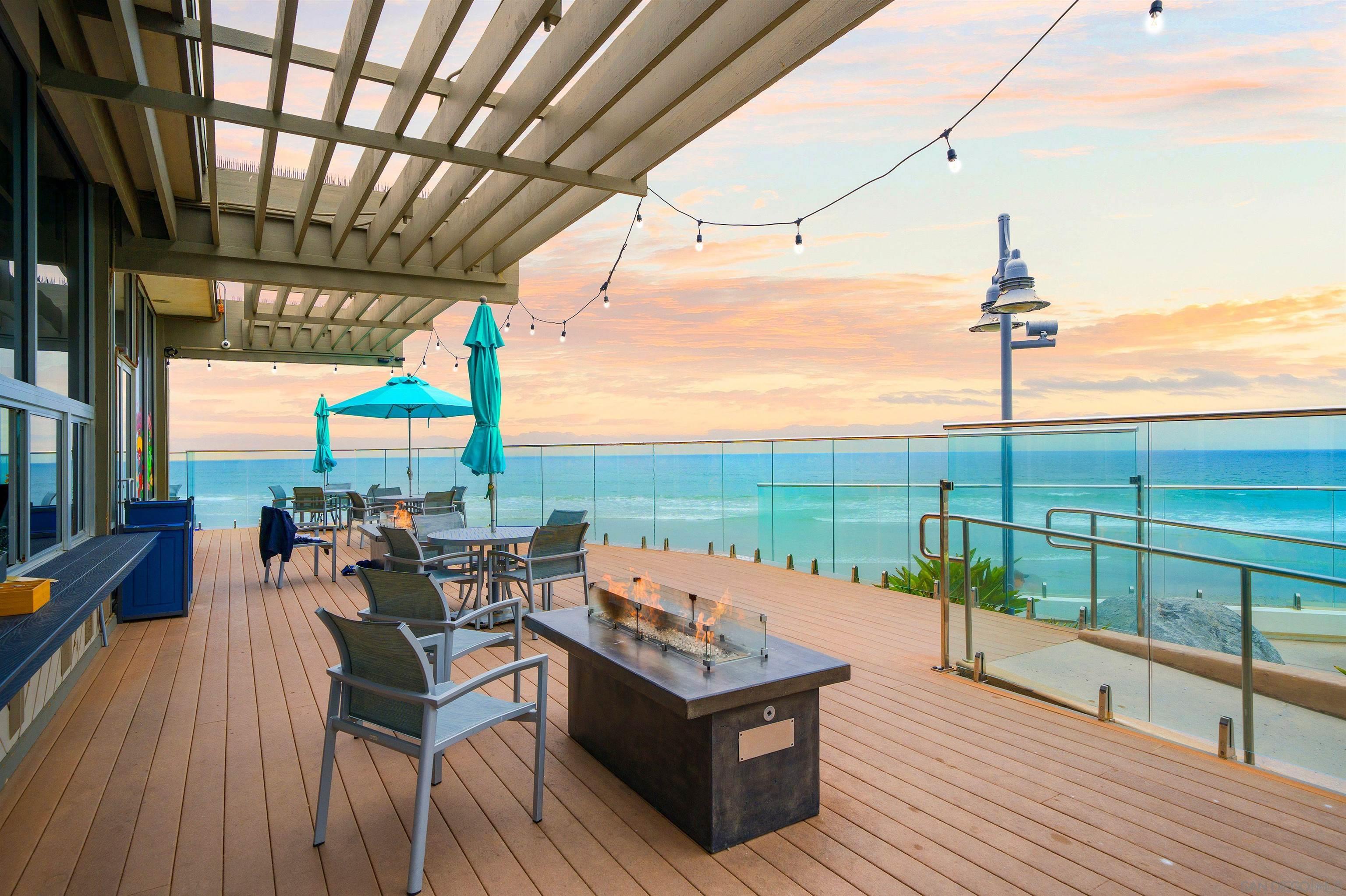 Detail Gallery Image 20 of 22 For 1770  Avenida Del Mundo  206, Coronado,  CA 92118 - 2 Beds | 2 Baths