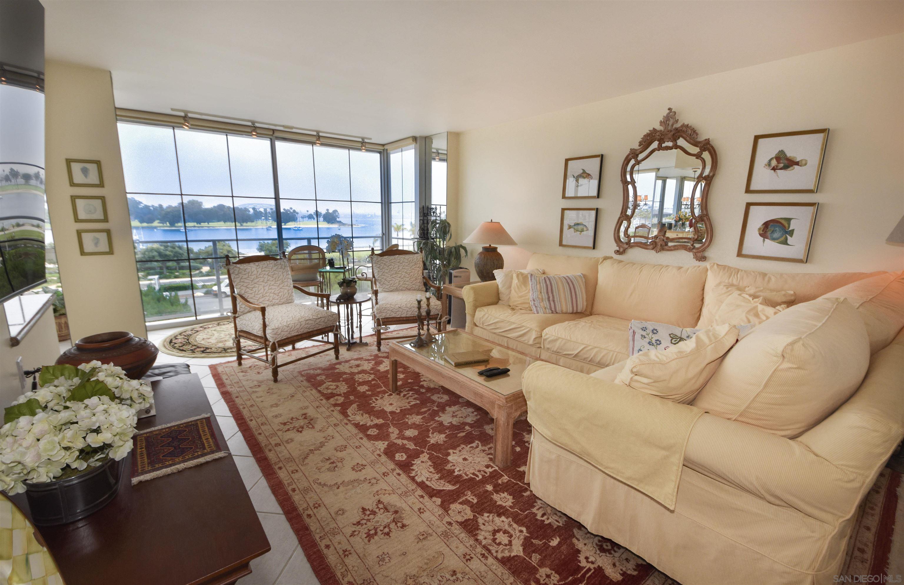 Detail Gallery Image 9 of 22 For 1770  Avenida Del Mundo  206, Coronado,  CA 92118 - 2 Beds | 2 Baths