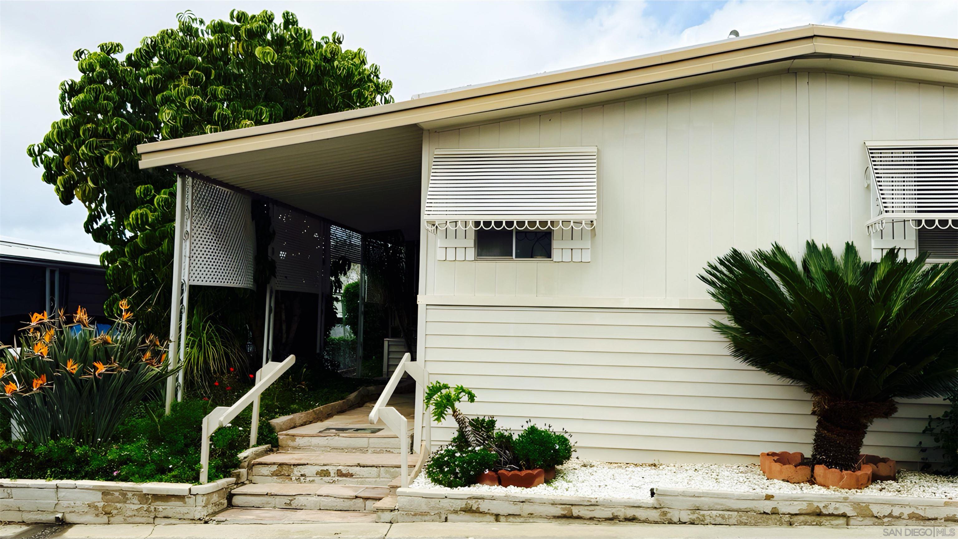 Detail Gallery Image 1 of 1 For 15420  Olde Highway 80  Spc 94, El Cajon,  CA 92021 - 2 Beds | 2 Baths