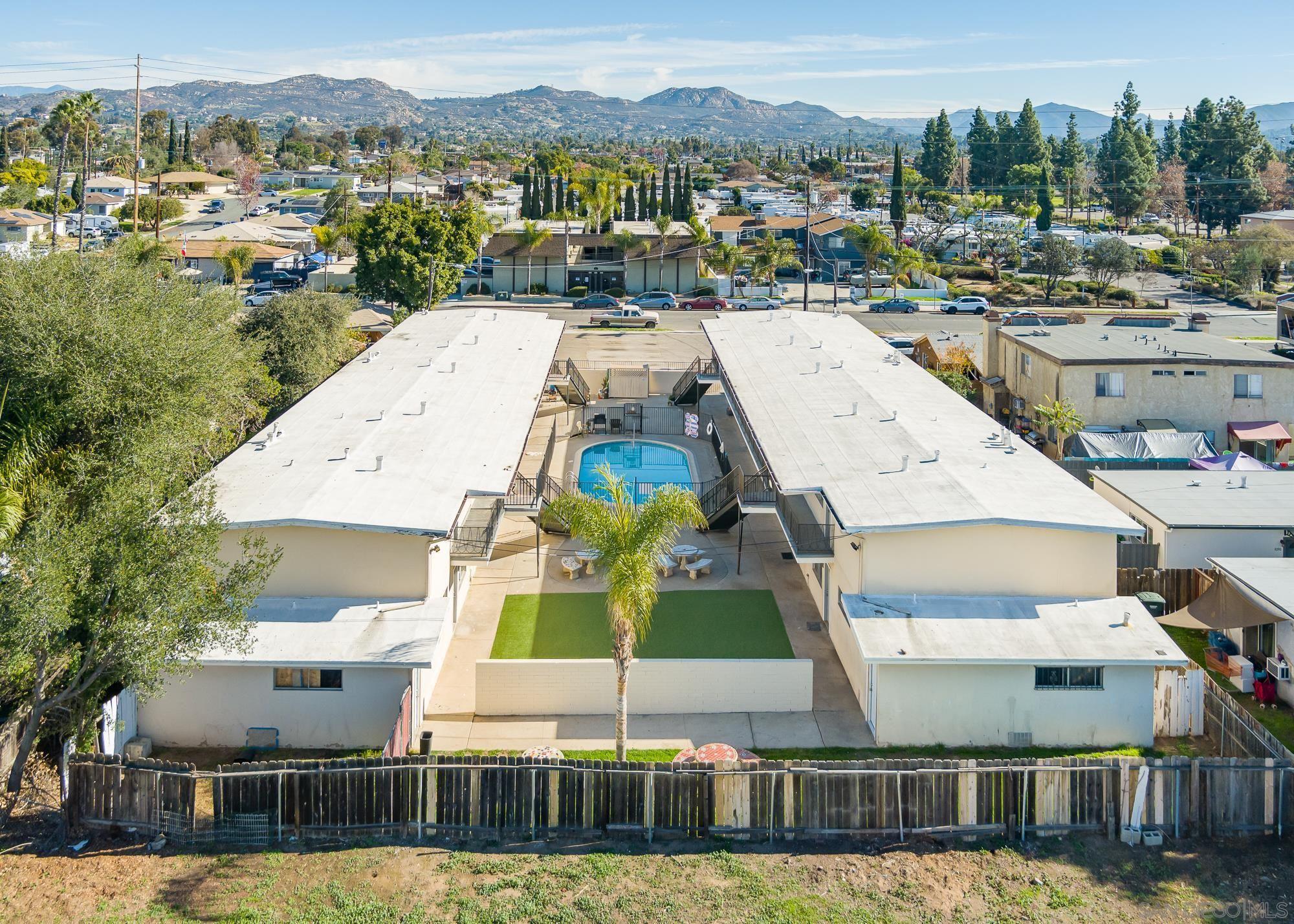 Detail Gallery Image 1 of 1 For 532 N 1st St  R, El Cajon,  CA 92021 - 2 Beds | 1 Baths