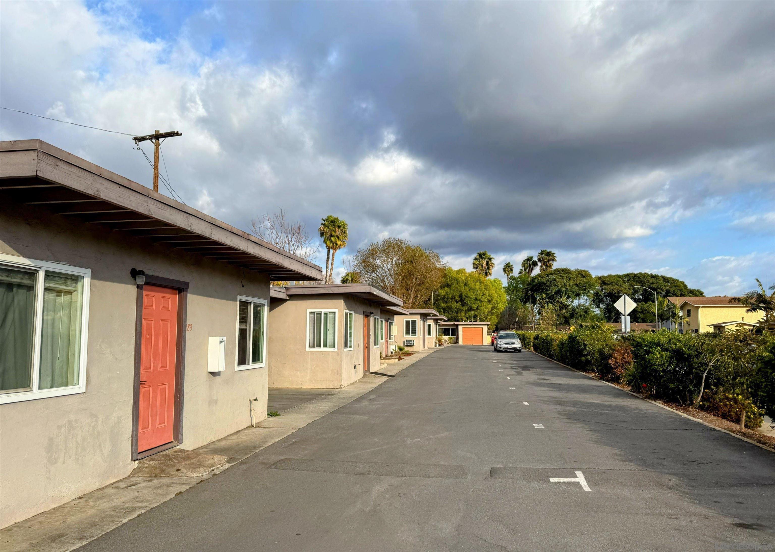 Detail Gallery Image 1 of 1 For 287 S Mollison Ave, El Cajon,  CA 92020 - 1 Beds | 1 Baths