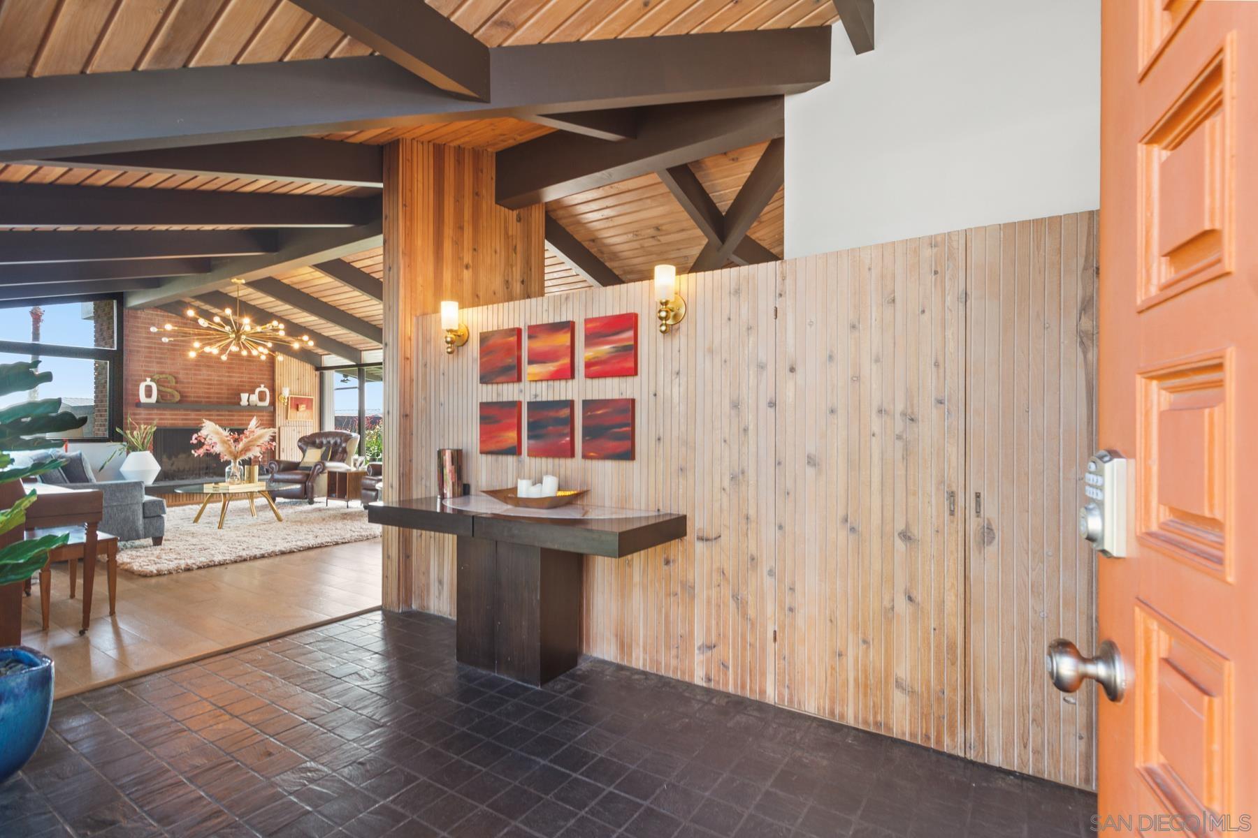 Detail Gallery Image 1 of 1 For 1412  Carleton Sq, San Diego,  CA 92106 - 5 Beds | 4/1 Baths