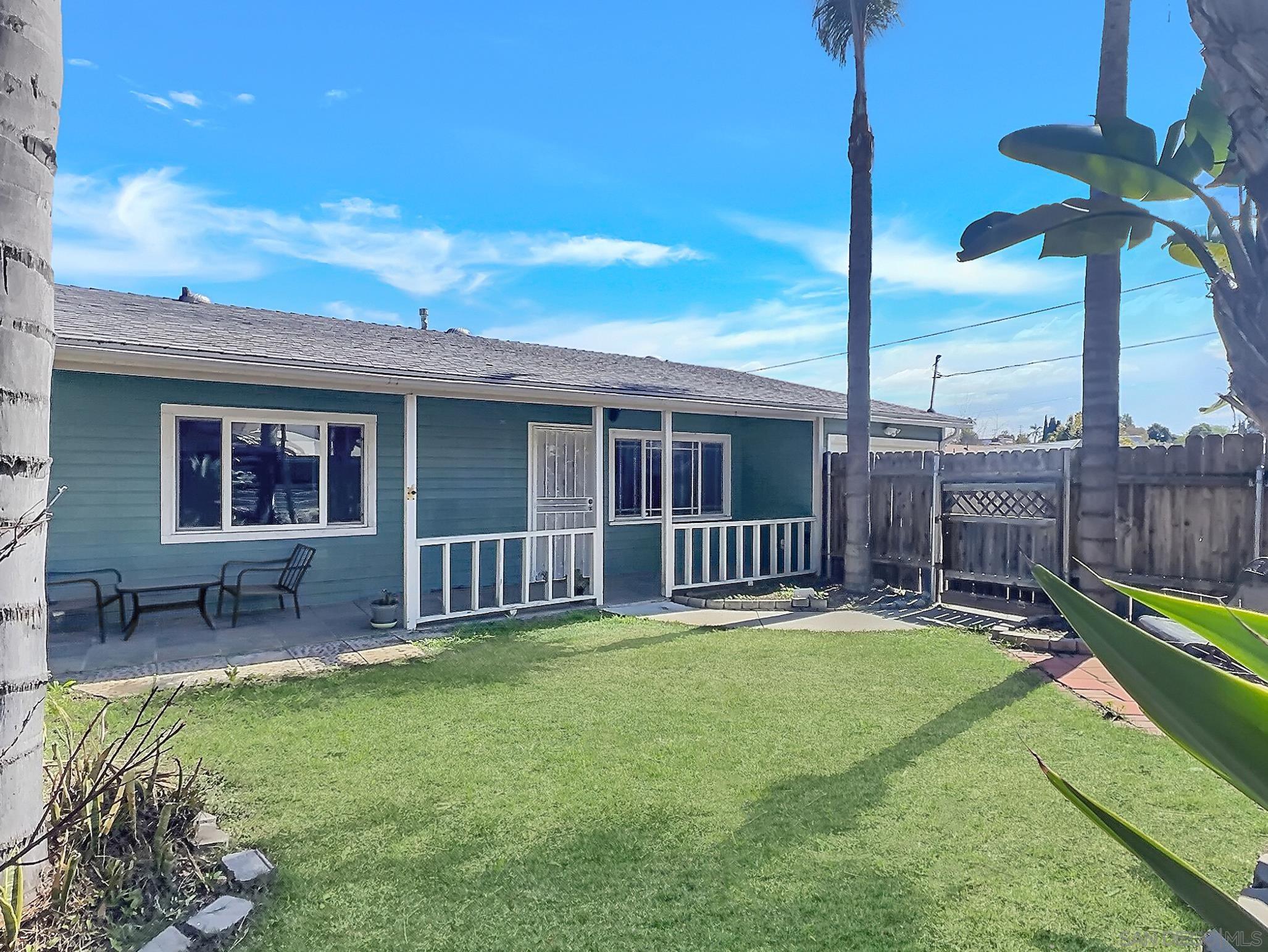 Detail Gallery Image 1 of 1 For 2647  Grange St, Lemon Grove,  CA 91945 - 3 Beds | 1 Baths