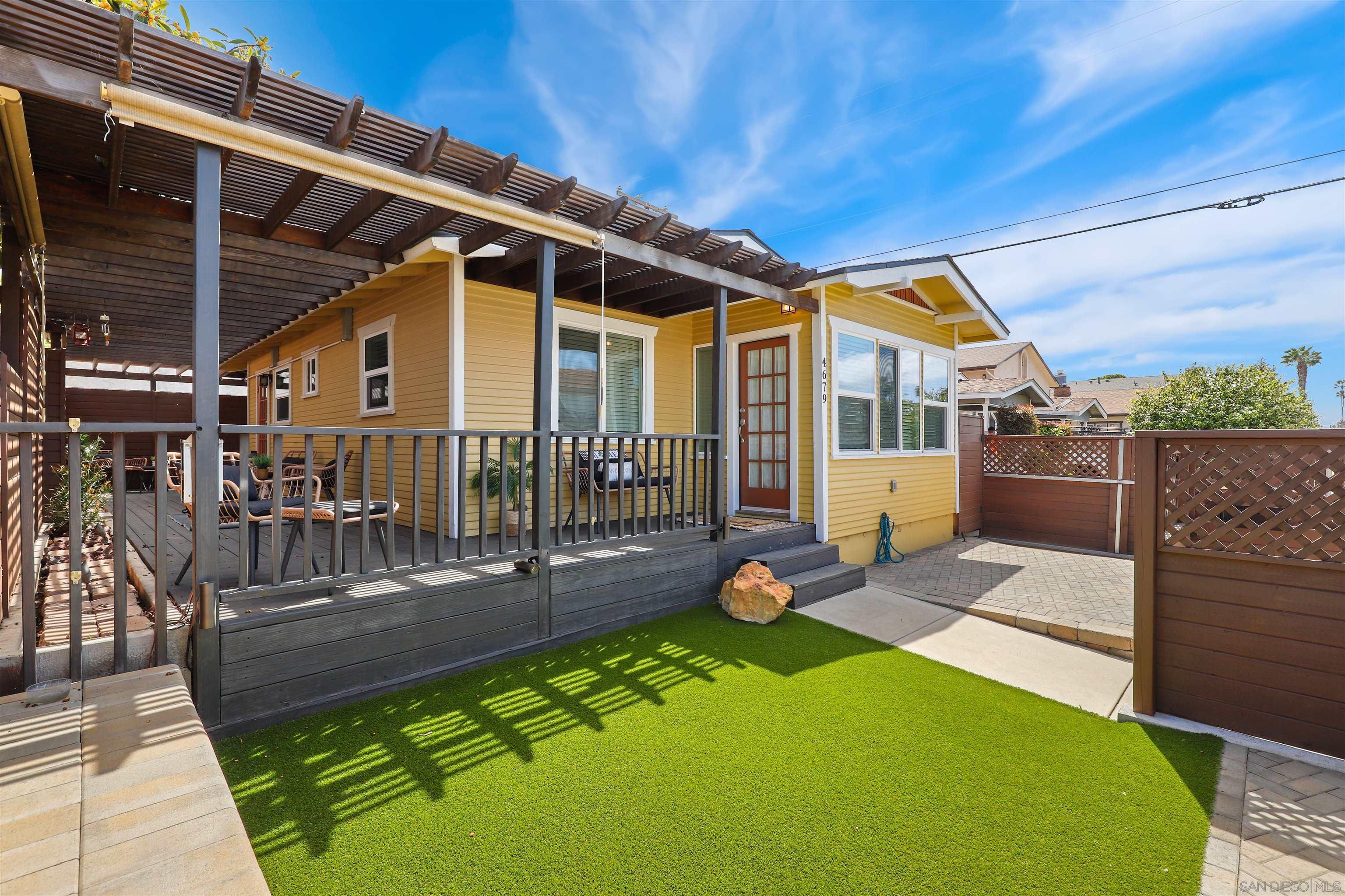 Detail Gallery Image 1 of 1 For 4679  Wilson Ave, San Diego,  CA 92116 - 2 Beds | 1 Baths