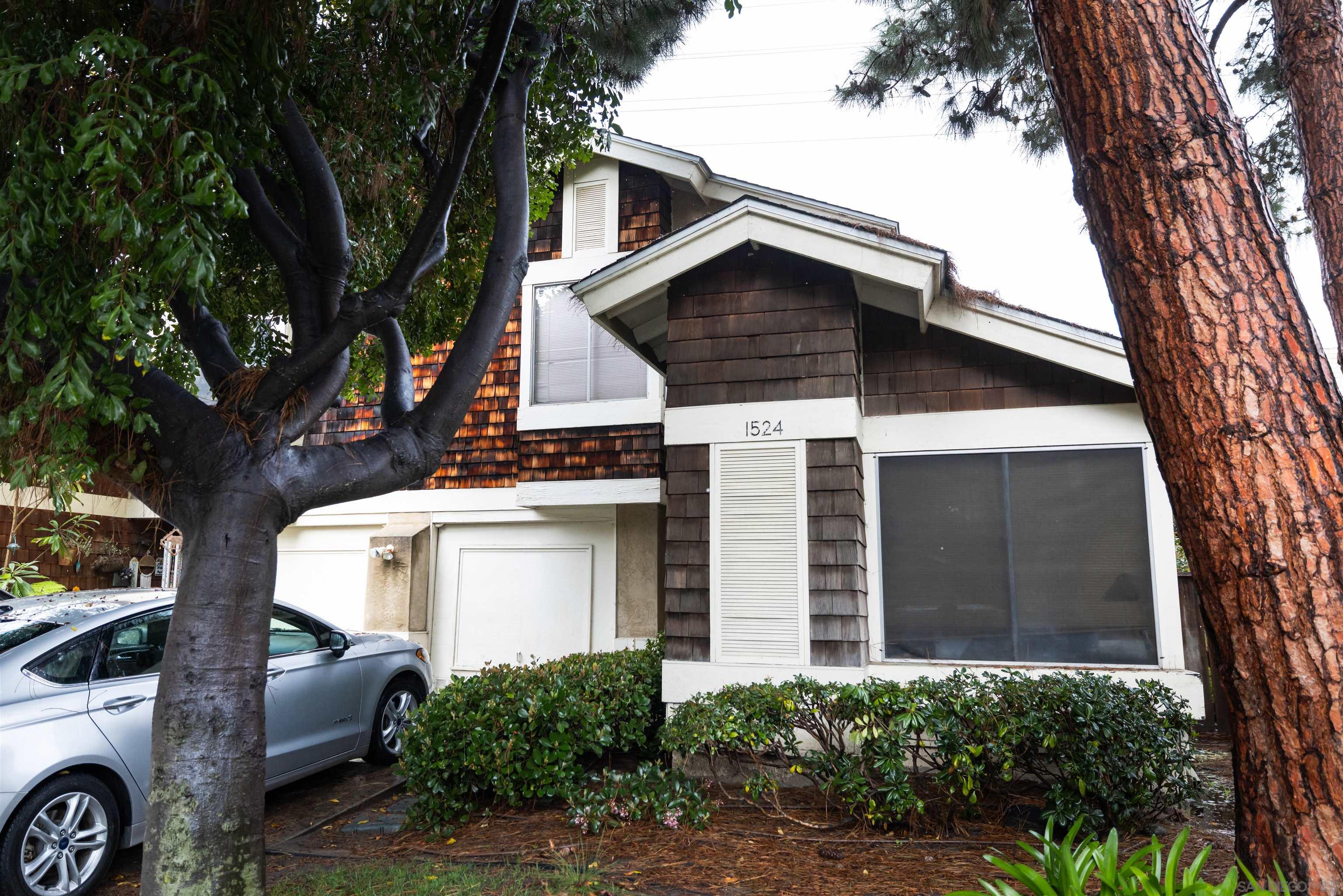 Detail Gallery Image 1 of 1 For 1524  Bridgeview Dr, San Diego,  CA 92105 - 3 Beds | 2/1 Baths