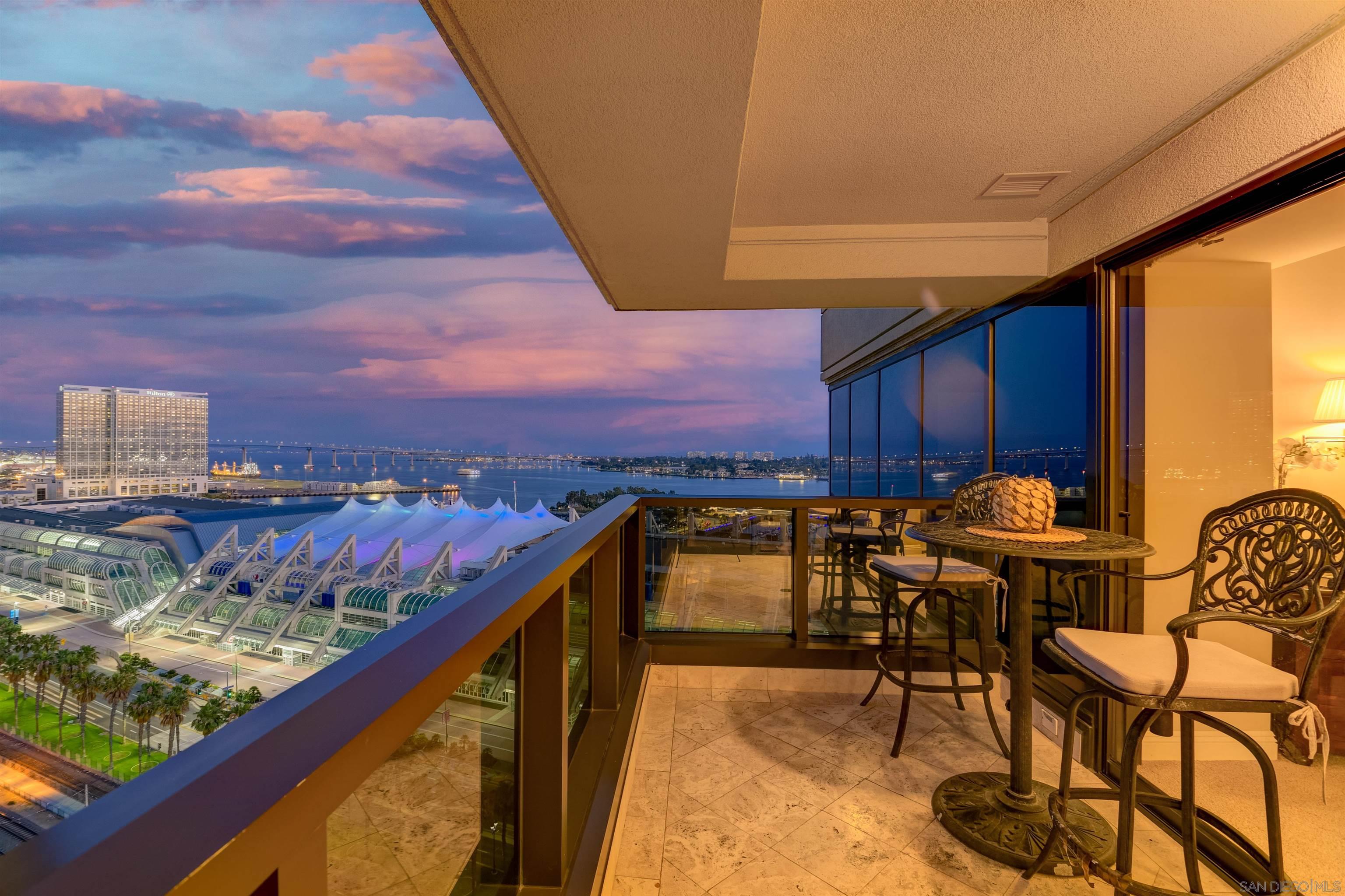 Detail Gallery Image 1 of 1 For 100  Harbor Dr  2006, San Diego,  CA 92101 - 1 Beds | 1 Baths