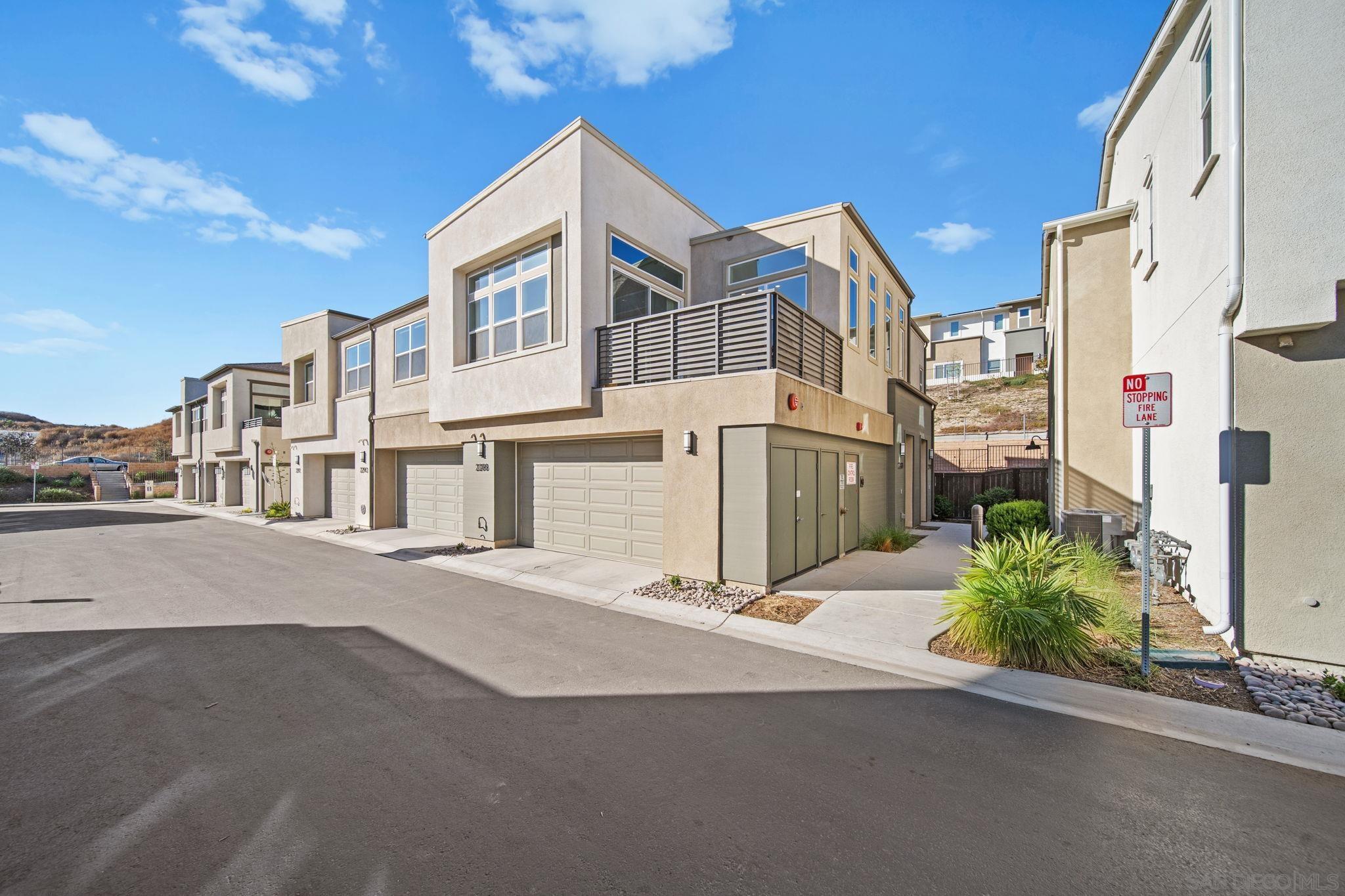 Detail Gallery Image 1 of 1 For 2288  Trevi Circle, Chula Vista,  CA 91913 - 3 Beds | 2 Baths