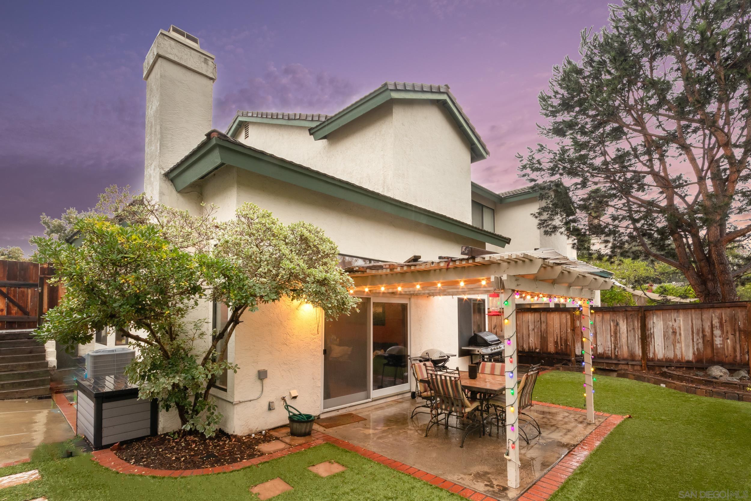 Detail Gallery Image 1 of 1 For 10667  Matinal Cir, San Diego,  CA 92127 - 3 Beds | 2/1 Baths