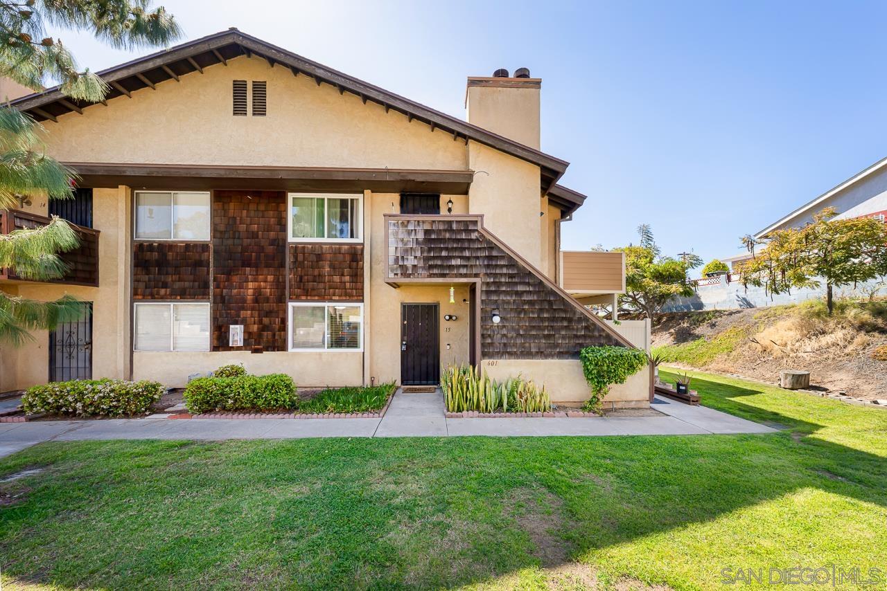 Detail Gallery Image 1 of 1 For 601  R Ave  #15,  National City,  CA 91950 - 2 Beds | 2 Baths