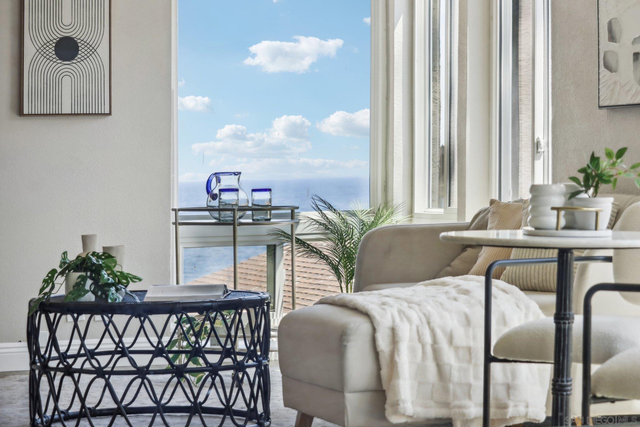 Detail Gallery Image 1 of 1 For 1040  Coast Blvd S  #102,  La Jolla,  CA 92037 - 2 Beds | 2 Baths