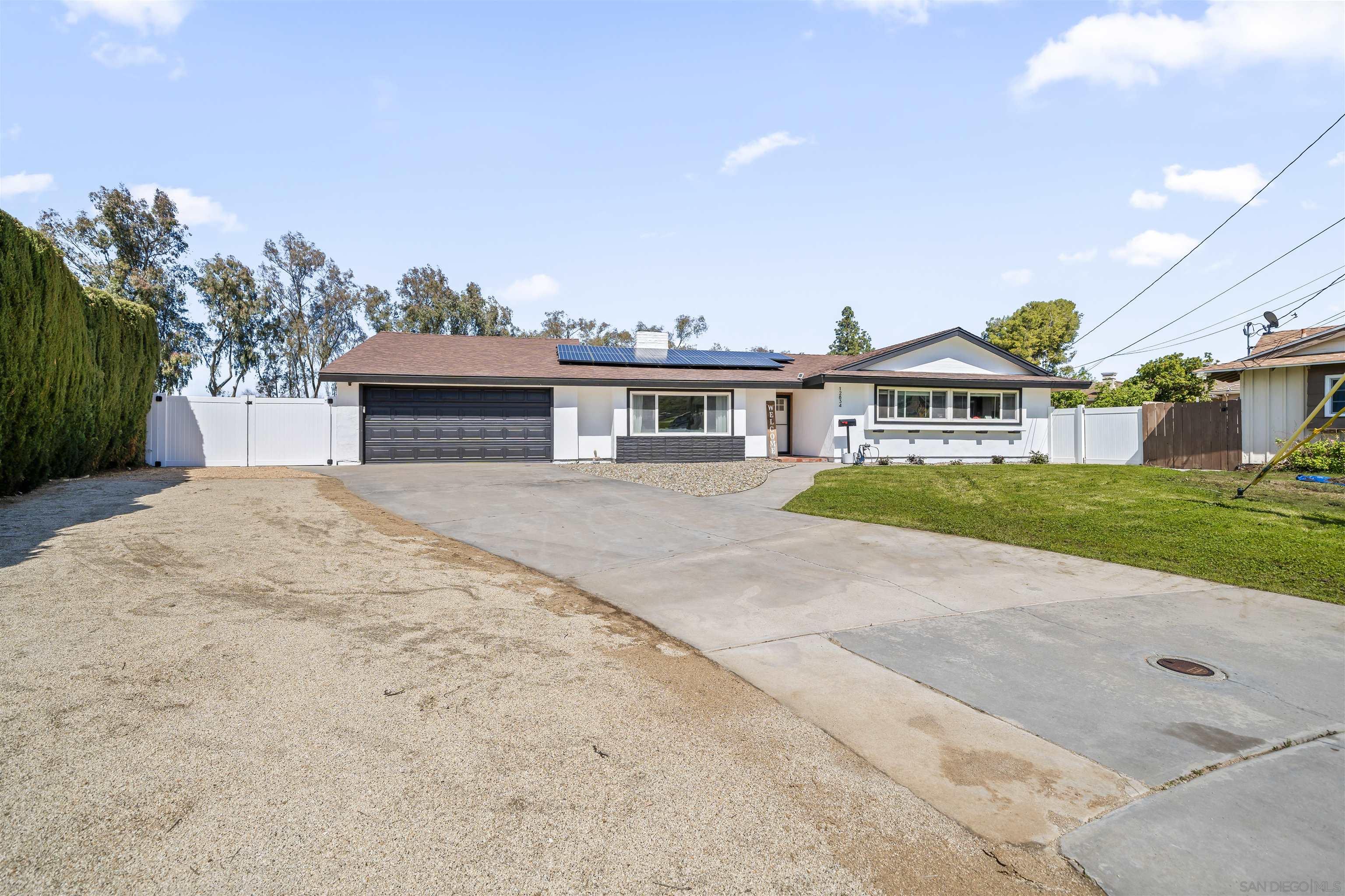 Detail Gallery Image 1 of 1 For 12834  Orpha Ct, Poway,  CA 92064 - 3 Beds | 2 Baths