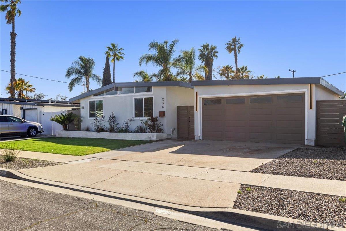 Detail Gallery Image 1 of 1 For 6226  Amber Lake Ave, San Diego,  CA 92119 - 3 Beds | 2 Baths