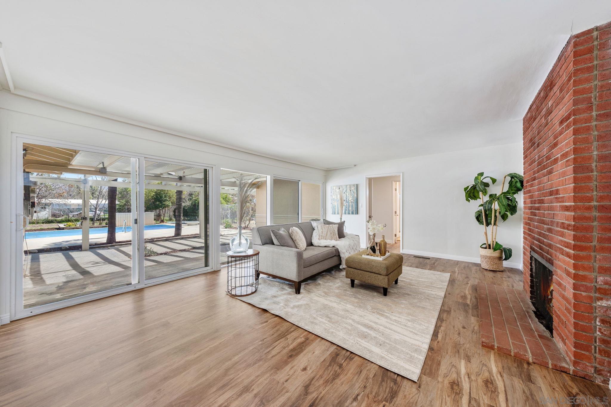 Detail Gallery Image 1 of 1 For 25980  Fairview Ave, Hemet,  CA 92544 - 3 Beds | 1/1 Baths