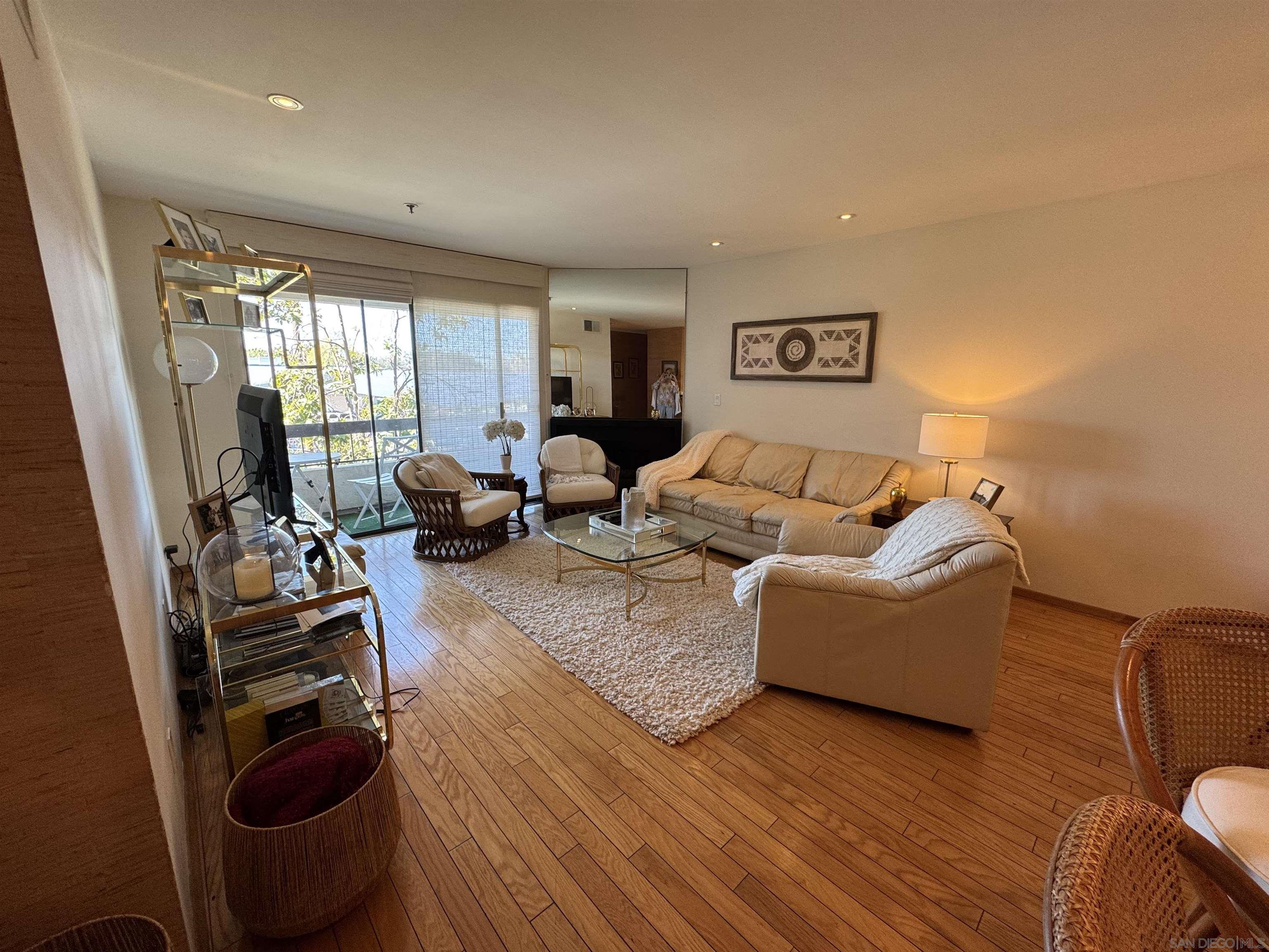 Detail Gallery Image 1 of 1 For Friars Rd, San Diego,  CA 92110 - 2 Beds | 2 Baths