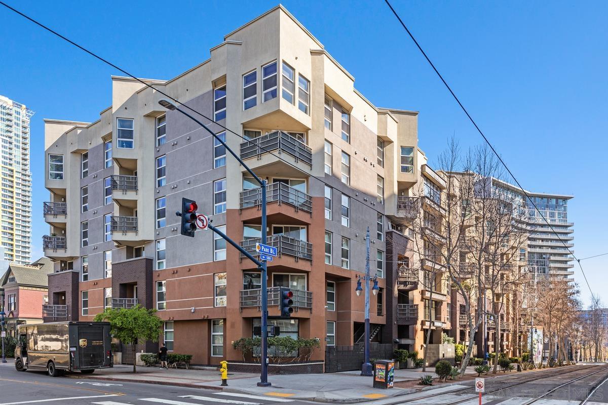 Detail Gallery Image 1 of 1 For 1225  Island Ave  #517,  San Diego,  CA 92101 - 2 Beds | 2 Baths