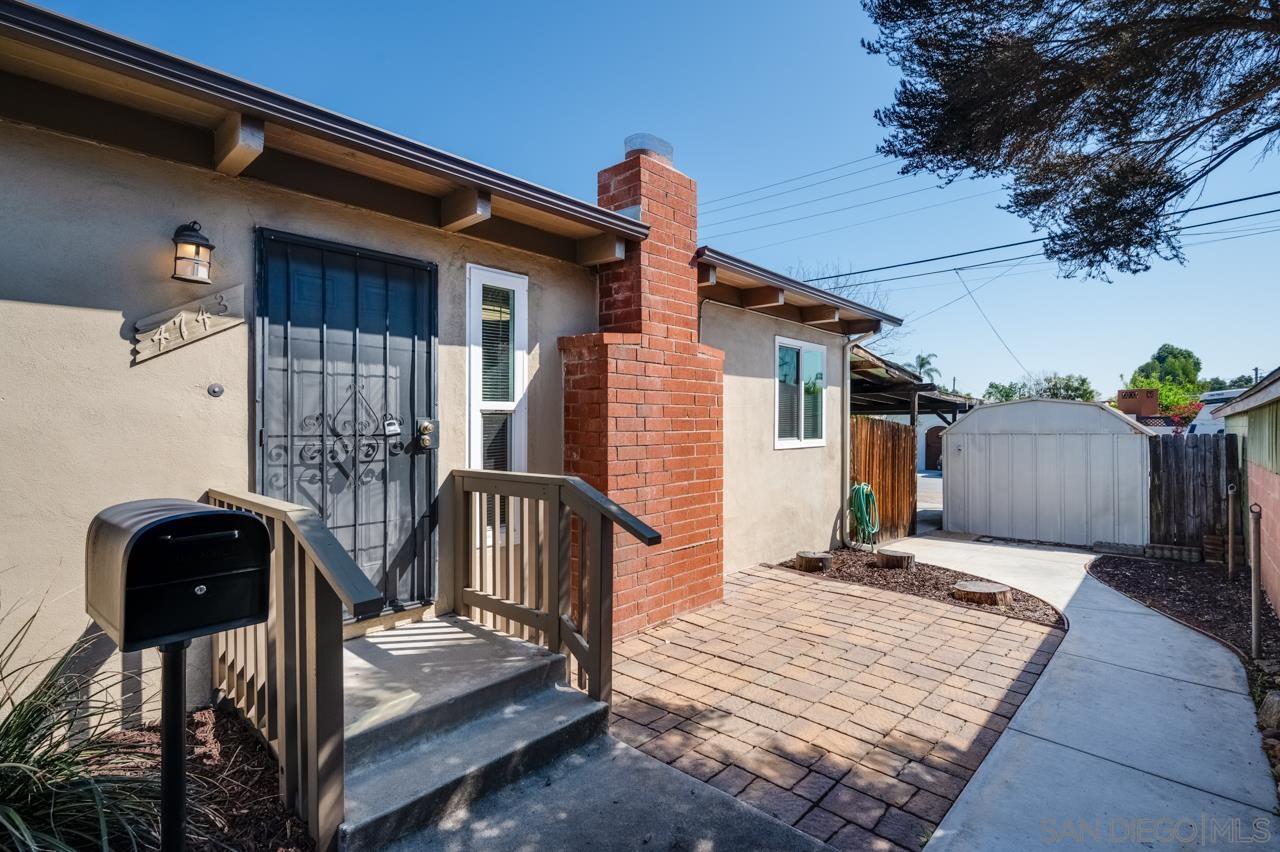 Detail Gallery Image 1 of 1 For 4743  Edgeware Rd, San Diego,  CA 92116 - 2 Beds | 1 Baths