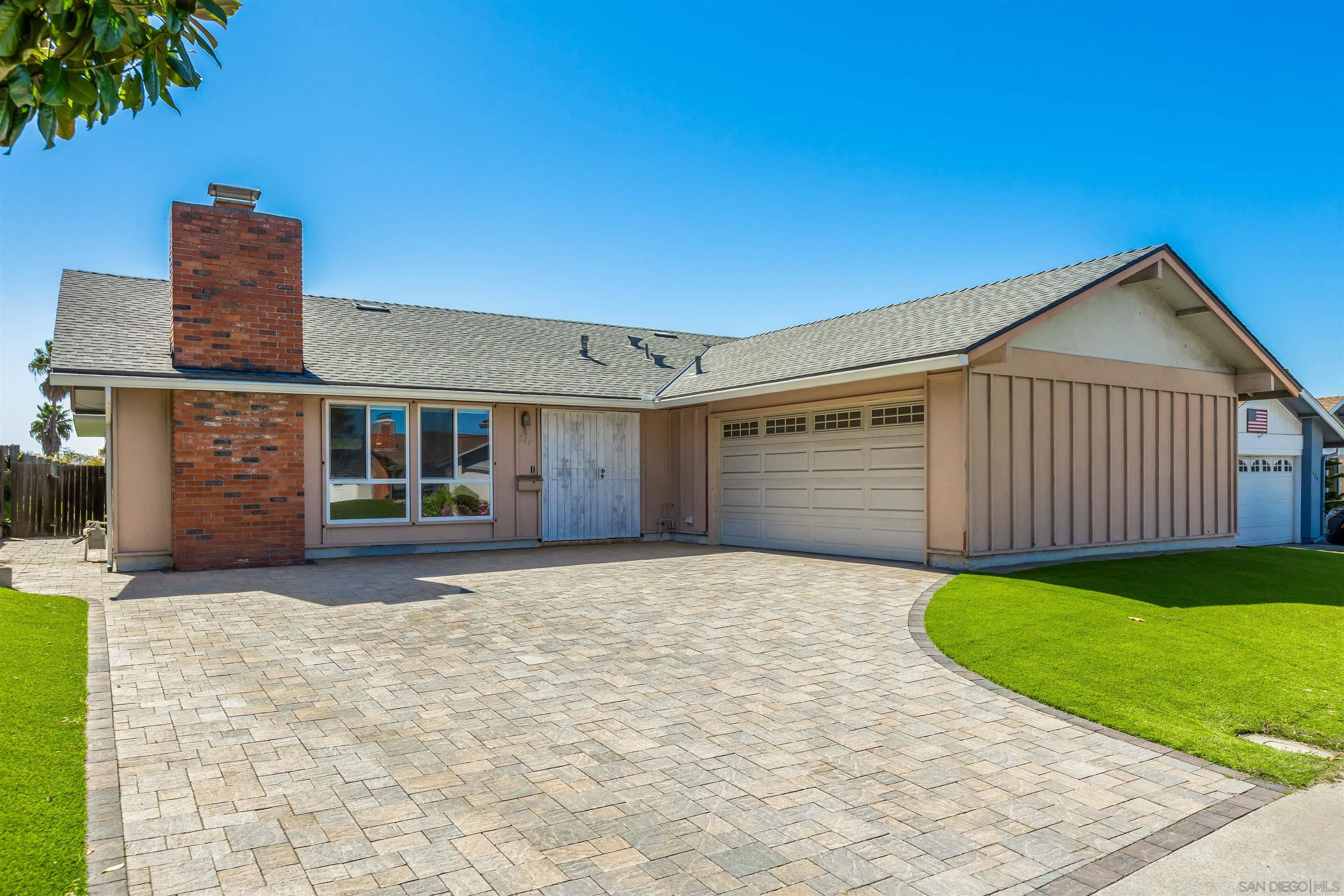 Detail Gallery Image 1 of 1 For 544  Azalea St., Chula Vista,  CA 91911 - 3 Beds | 2 Baths