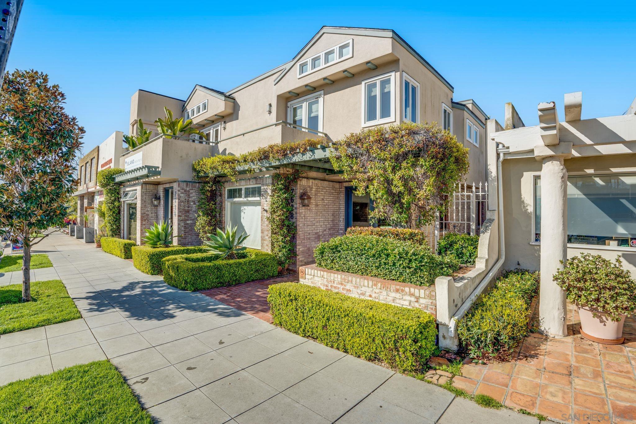 Detail Gallery Image 1 of 1 For 7622  Herschel Ave, La Jolla,  CA 92037 - 2 Beds | 2 Baths