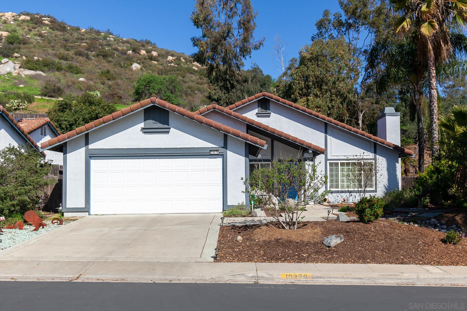 Detail Gallery Image 1 of 1 For 10370  Paseo Park Dr, Lakeside,  CA 92040 - 3 Beds | 2 Baths