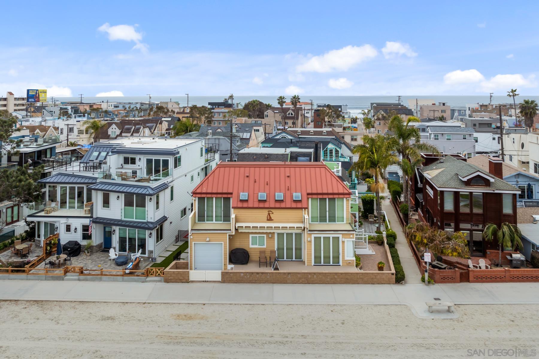 Detail Gallery Image 1 of 1 For 3826  Bayside Walk, San Diego,  CA 92109 - 2 Beds | 2/1 Baths