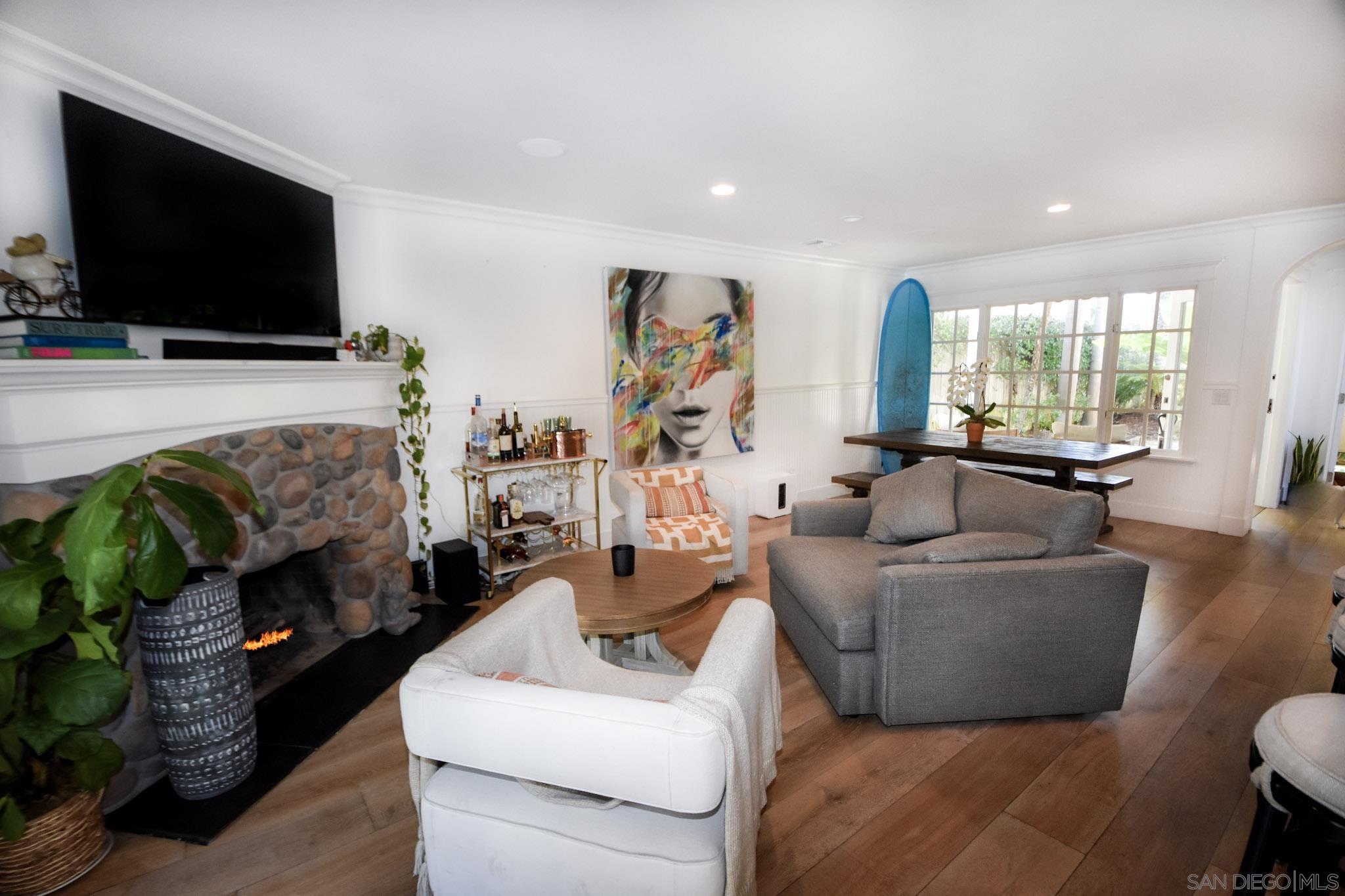 Detail Gallery Image 6 of 24 For 667  Margarita Avenue, Coronado,  CA 92118 - 4 Beds | 3/1 Baths