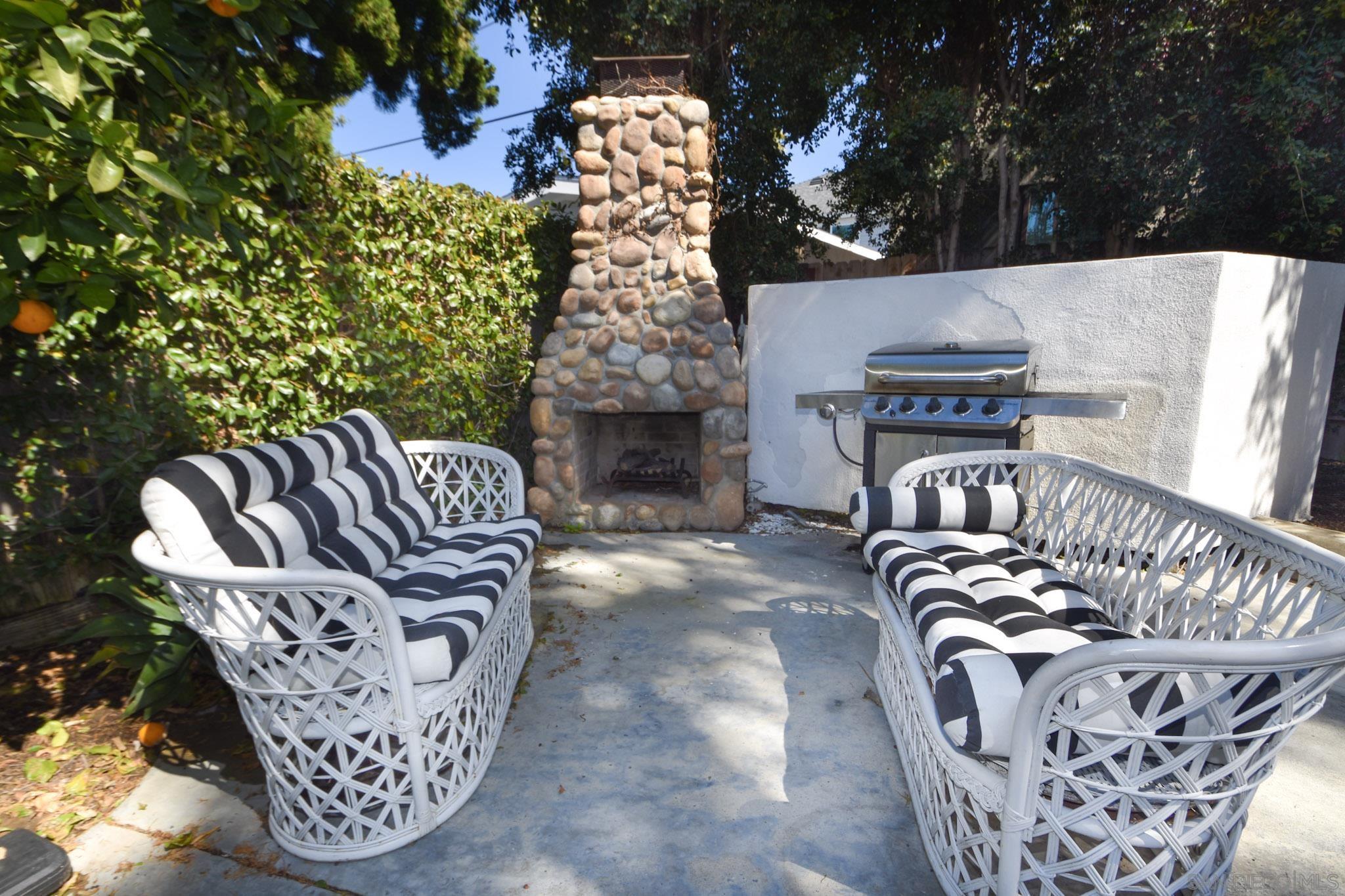 Detail Gallery Image 7 of 24 For 667  Margarita Avenue, Coronado,  CA 92118 - 4 Beds | 3/1 Baths