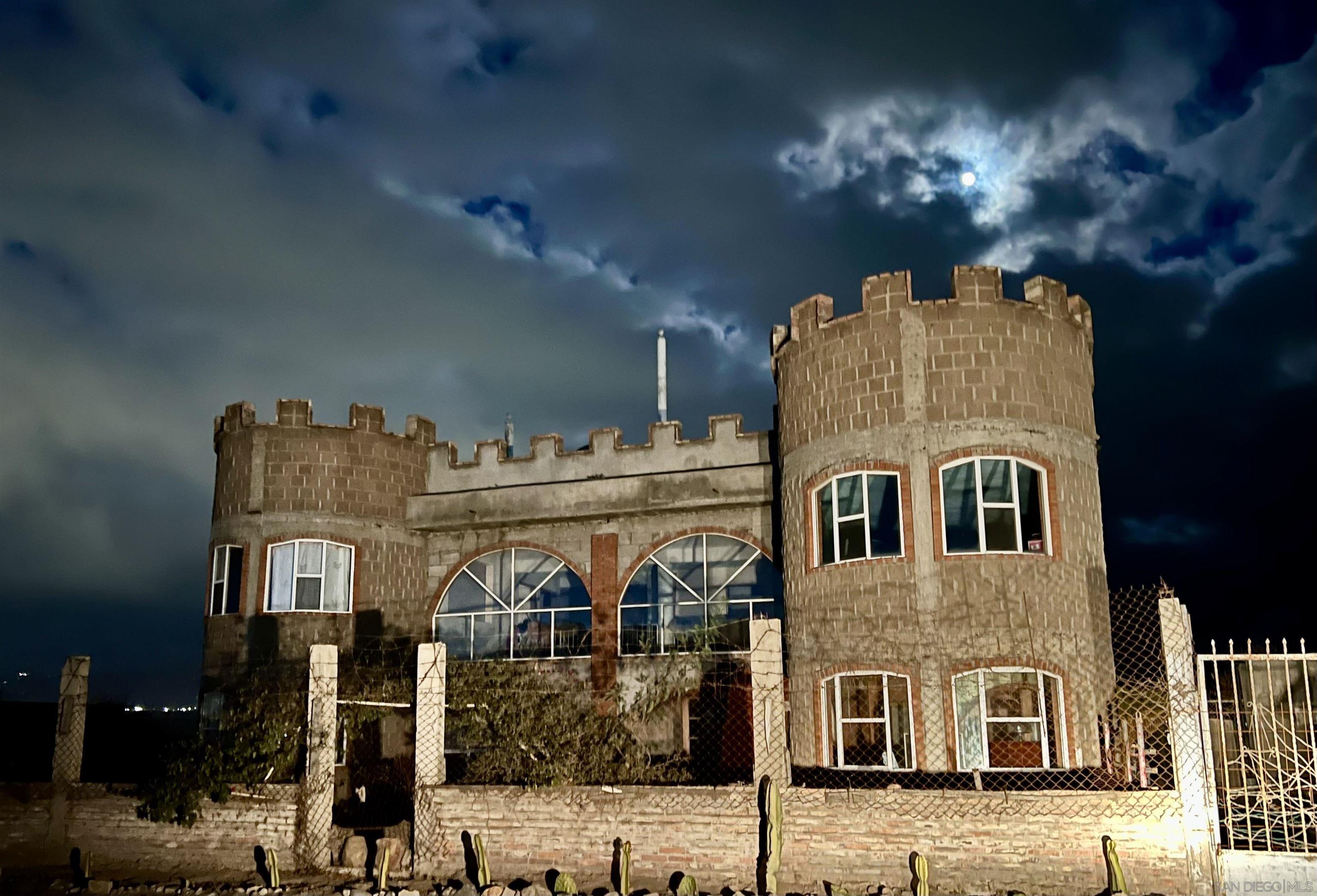 Front Image Thumbnail for SD250022763