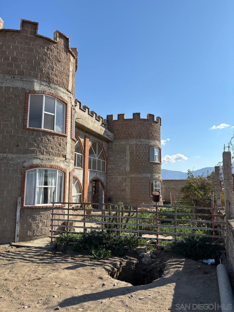 Detail Gallery Image 4 of 10 For Lote 294  El Salitral, –,  CA 99999 - 6 Beds | 4 Baths